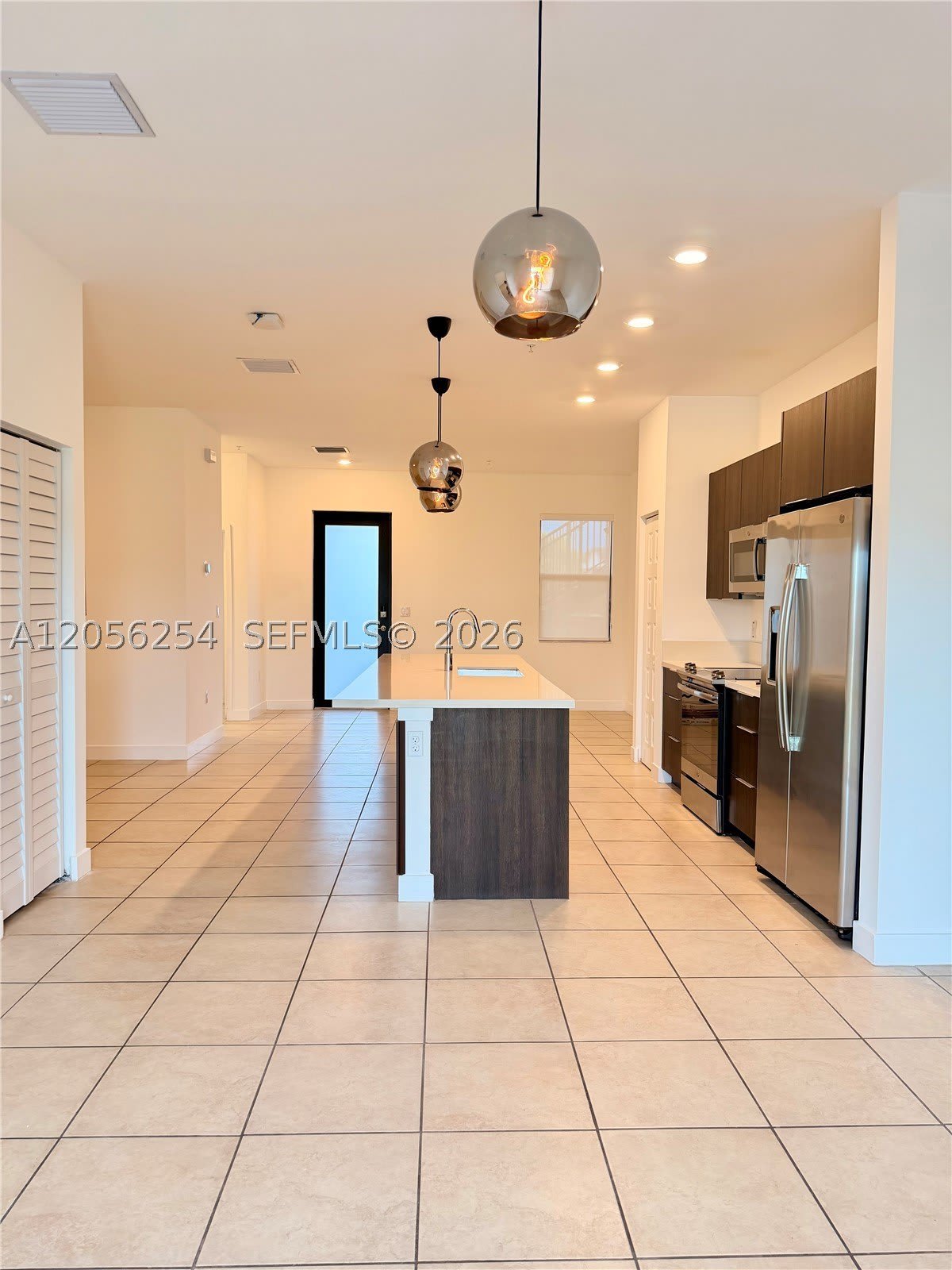 7819 NW 104th Ave – photo 4