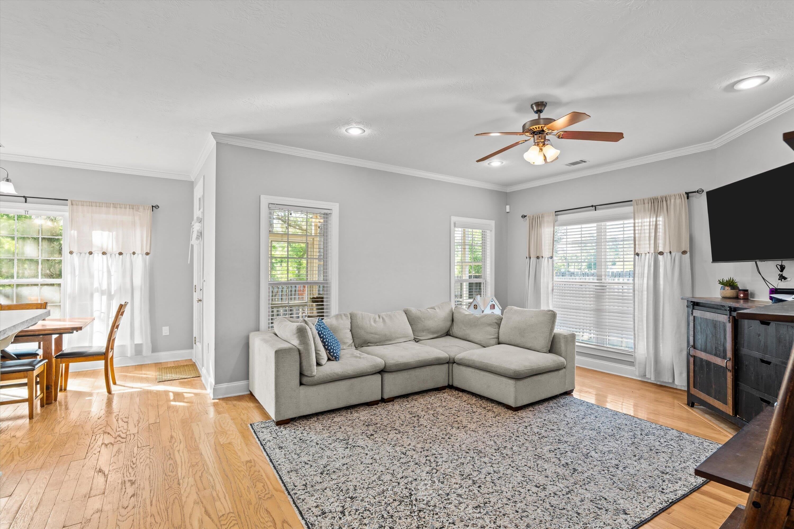 726 Bonnie Oaks Lane – photo 3