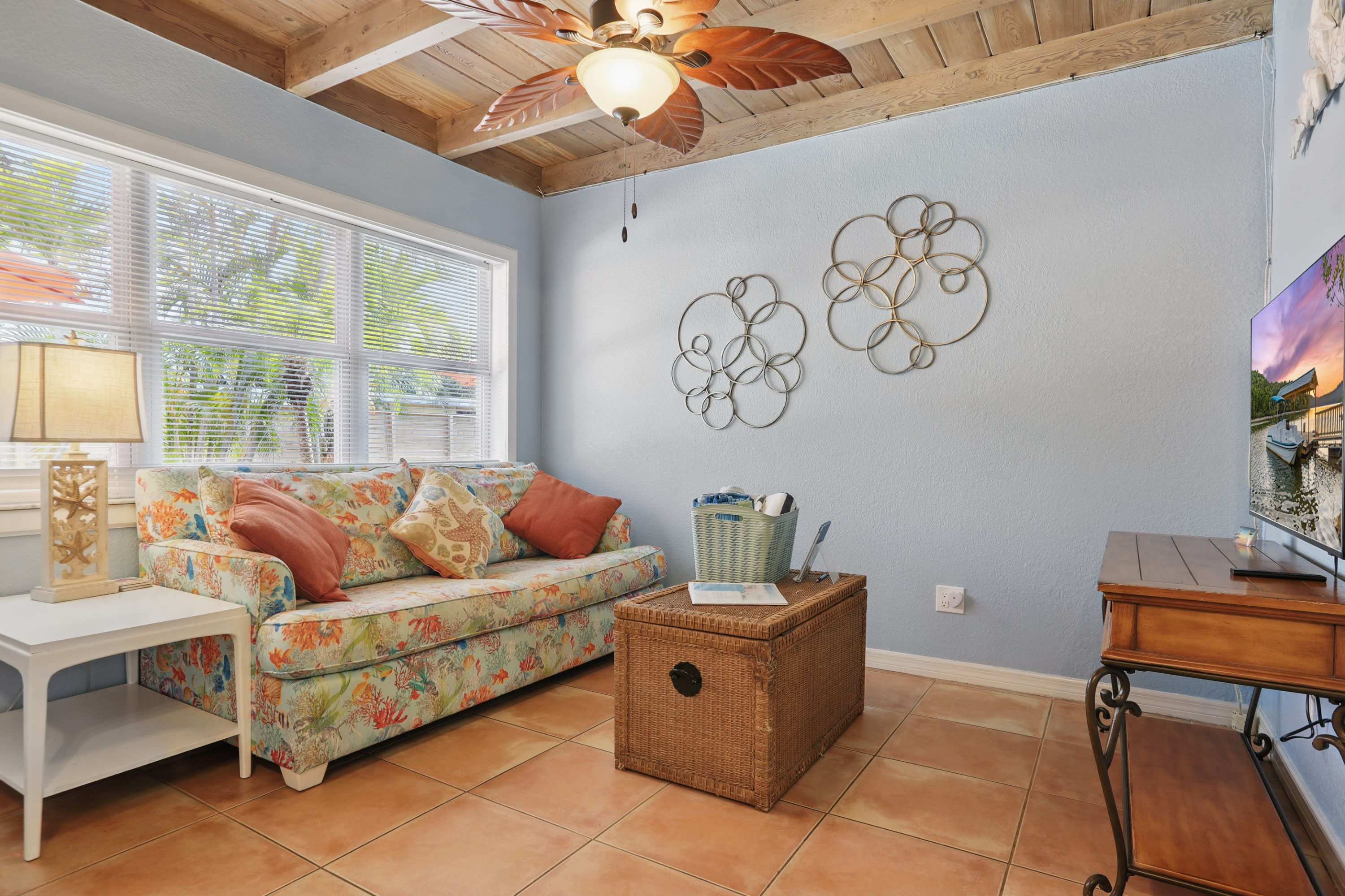 1381 South Orlando Avenue#4 – photo 3