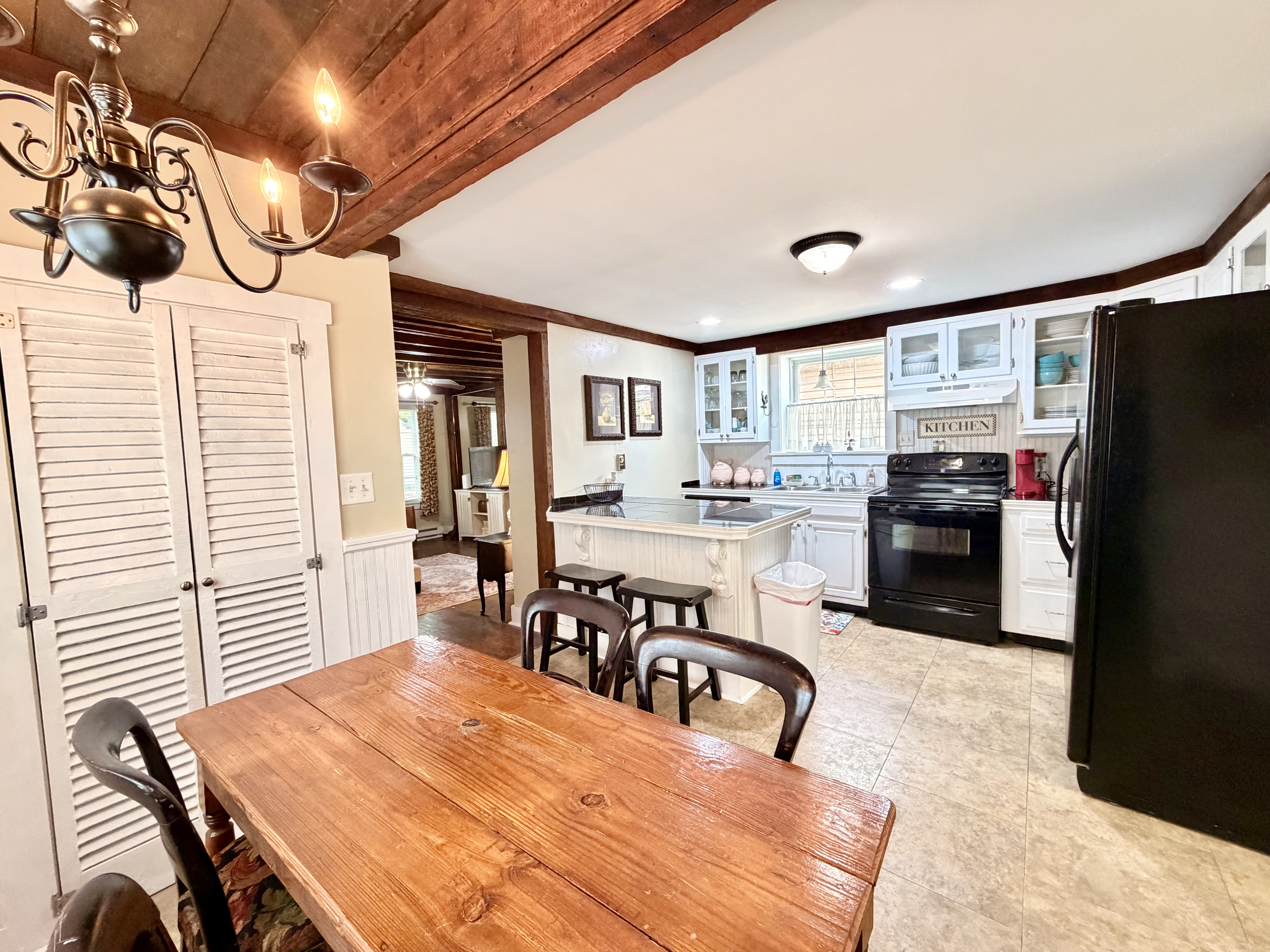 241 S 3rd St – photo 4