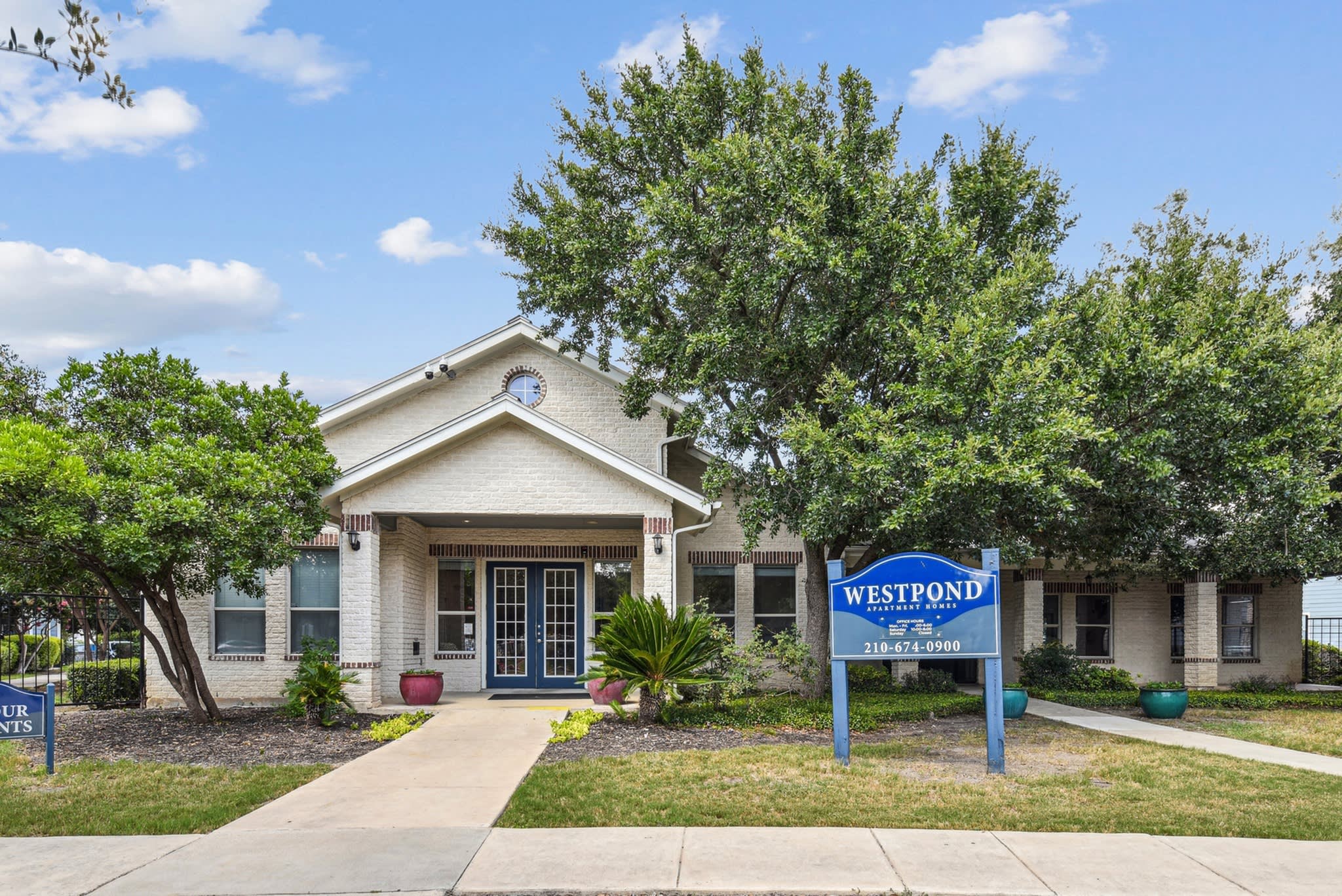 Westpond Apartment Homes – photo 1
