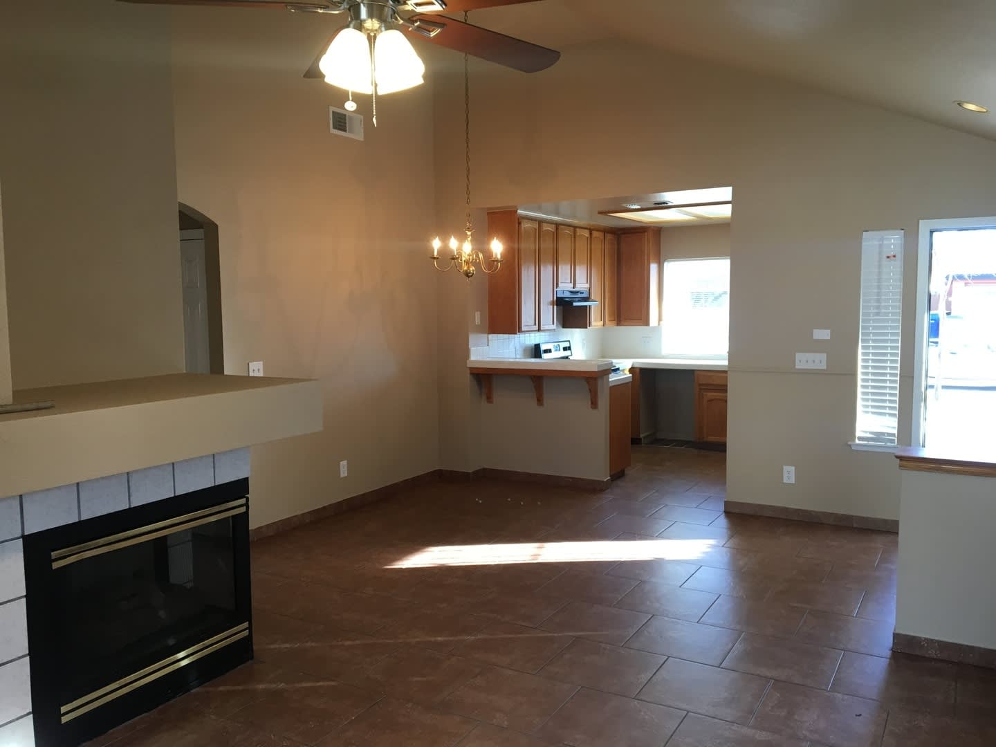 Charming Single-Family Home For Rent! – photo 3