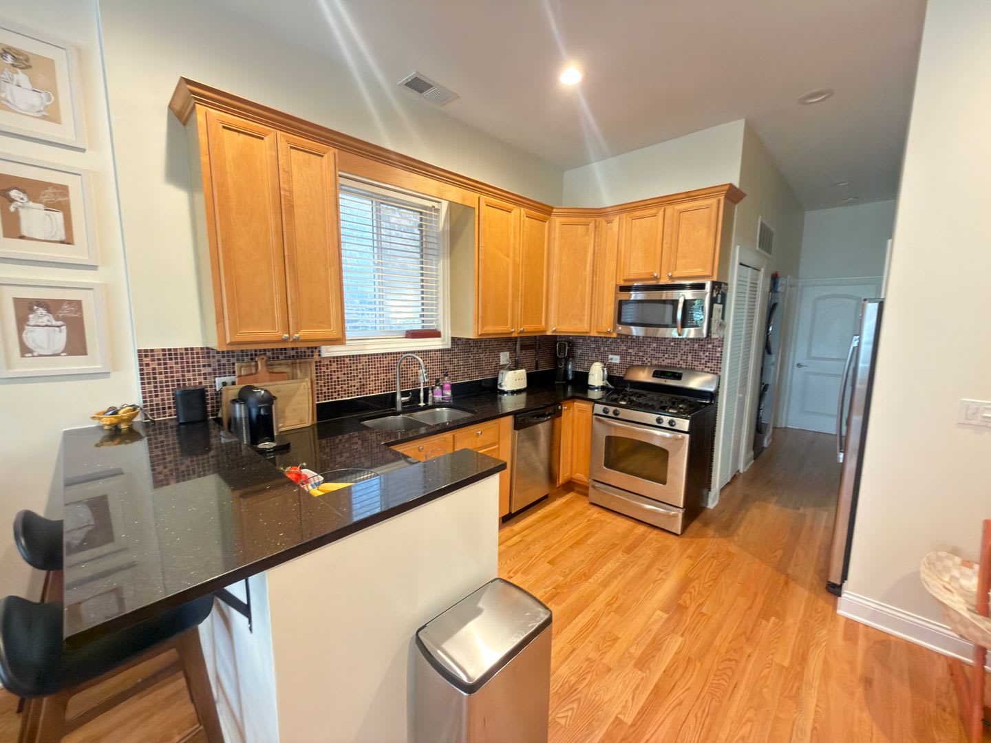 Beautifully updated & maintained 2 bed/2 bath Noble Square condo in an intimate 3 unit building. – photo 5