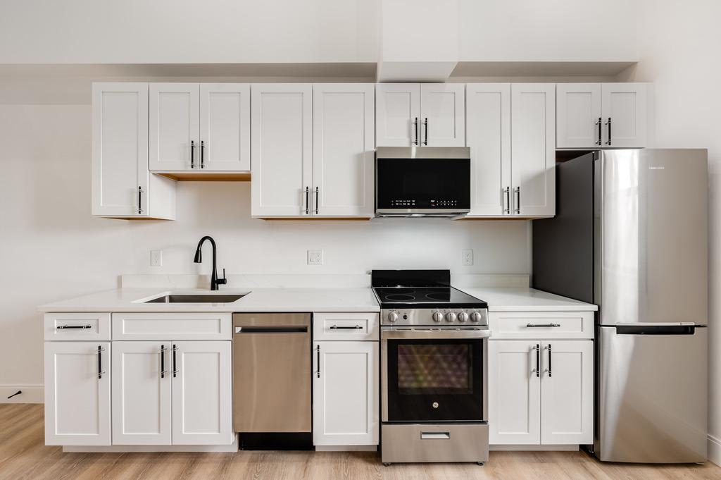 536 Broadway – photo 2