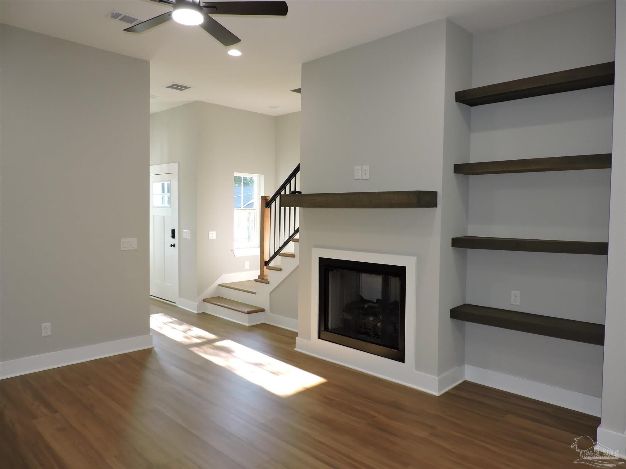 705 N F St – photo 5