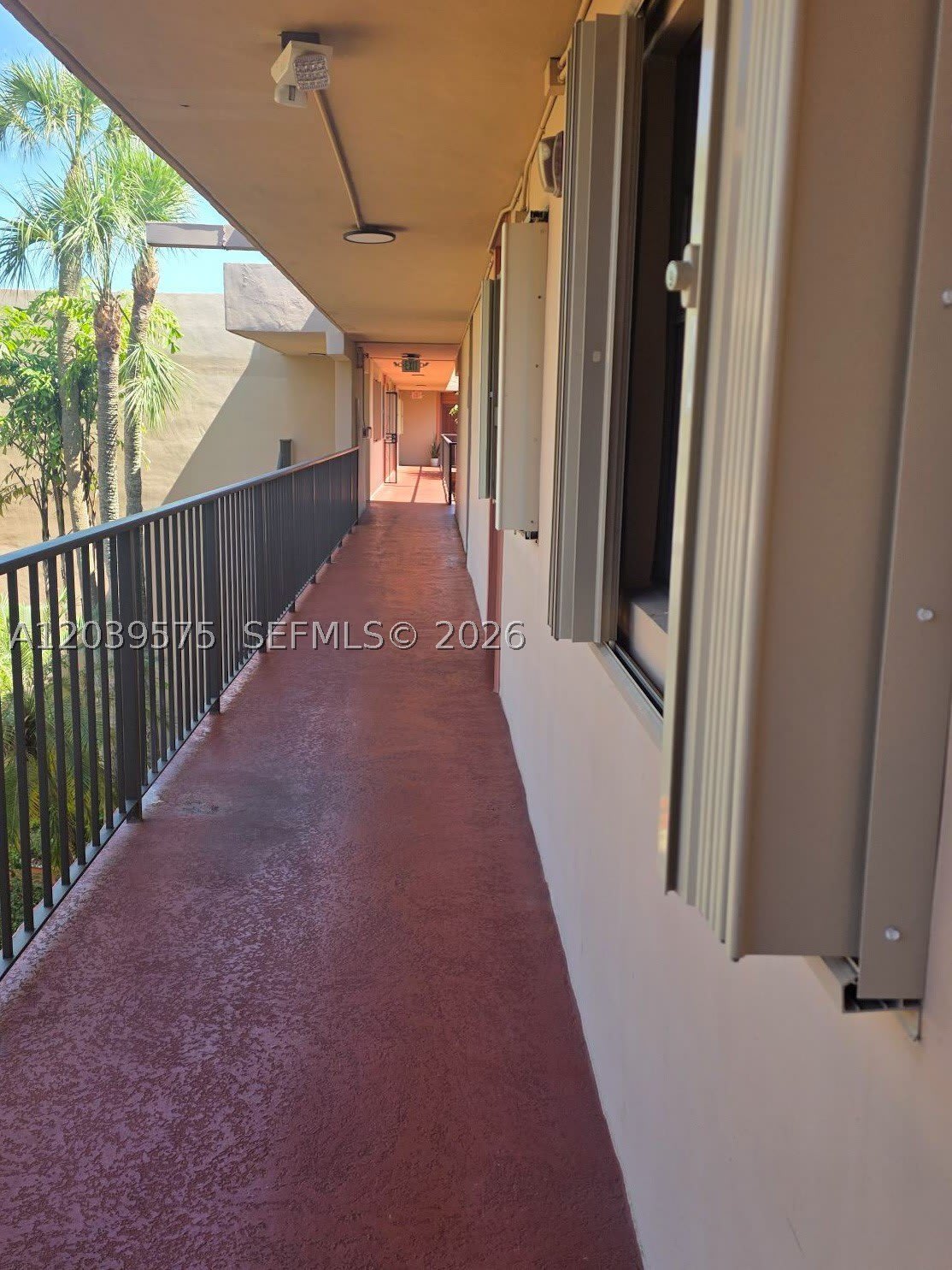 10985 SW 107th St – photo 1