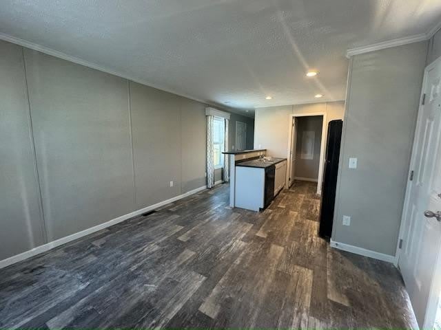 37 Randall Ave – photo 2