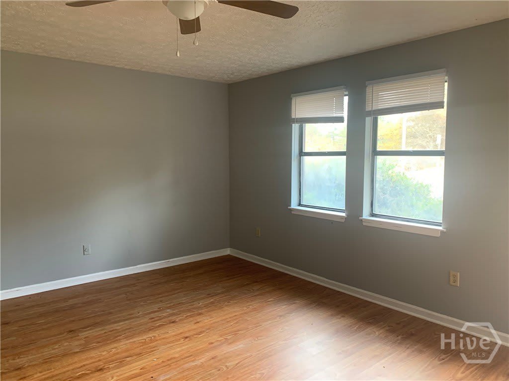 397 Fowler Drive – photo 4