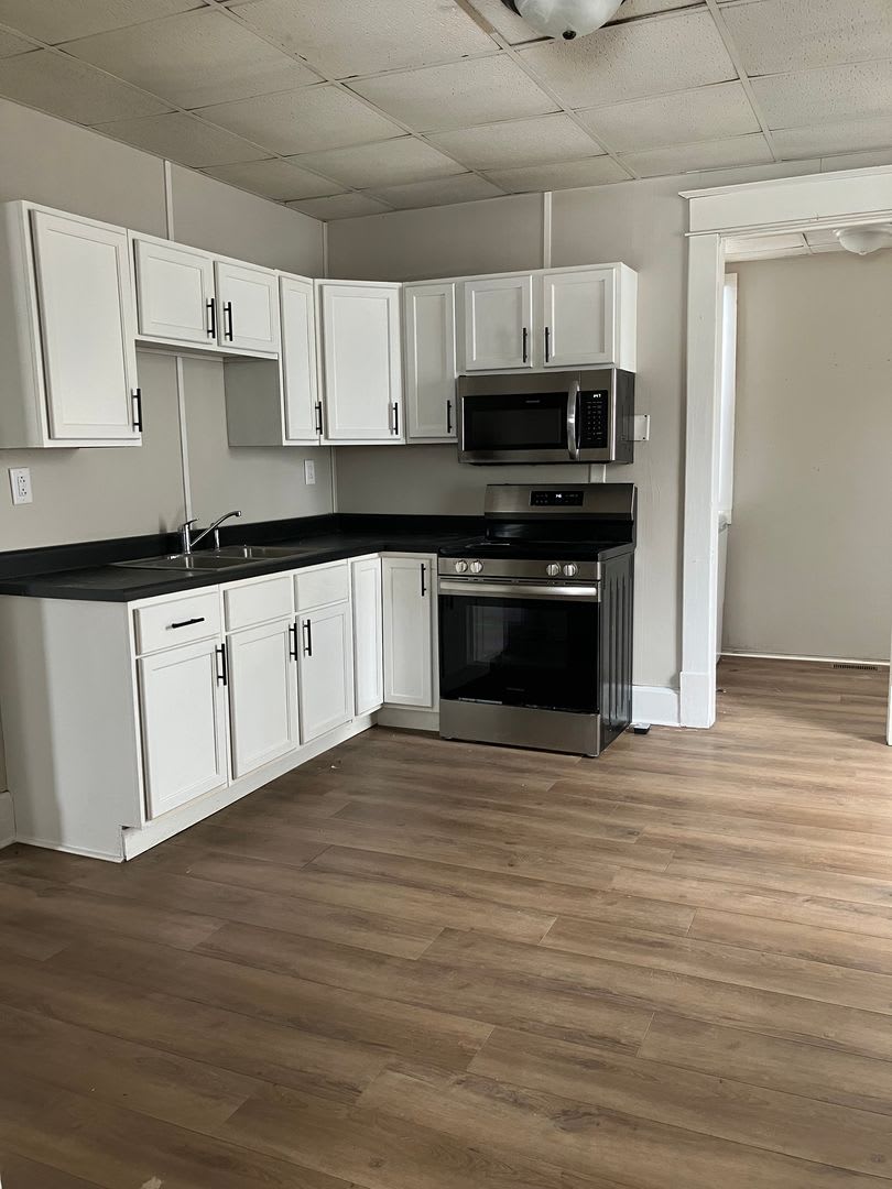 624 2nd Ave – photo 3
