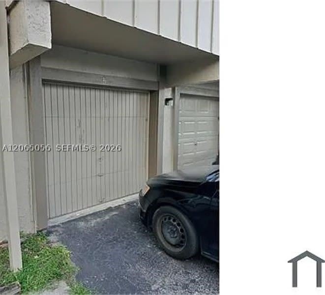 2219 NW 56th Ave – photo 4