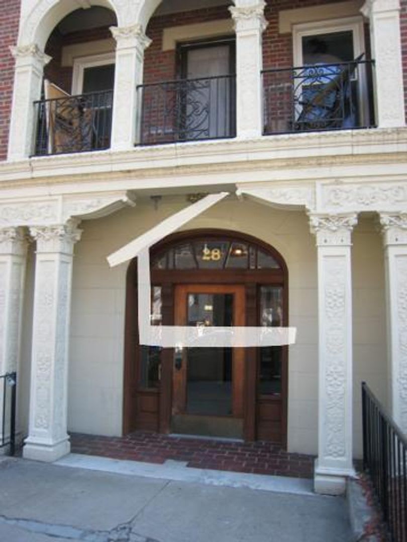 Nice 1 bed in Allston – photo 4