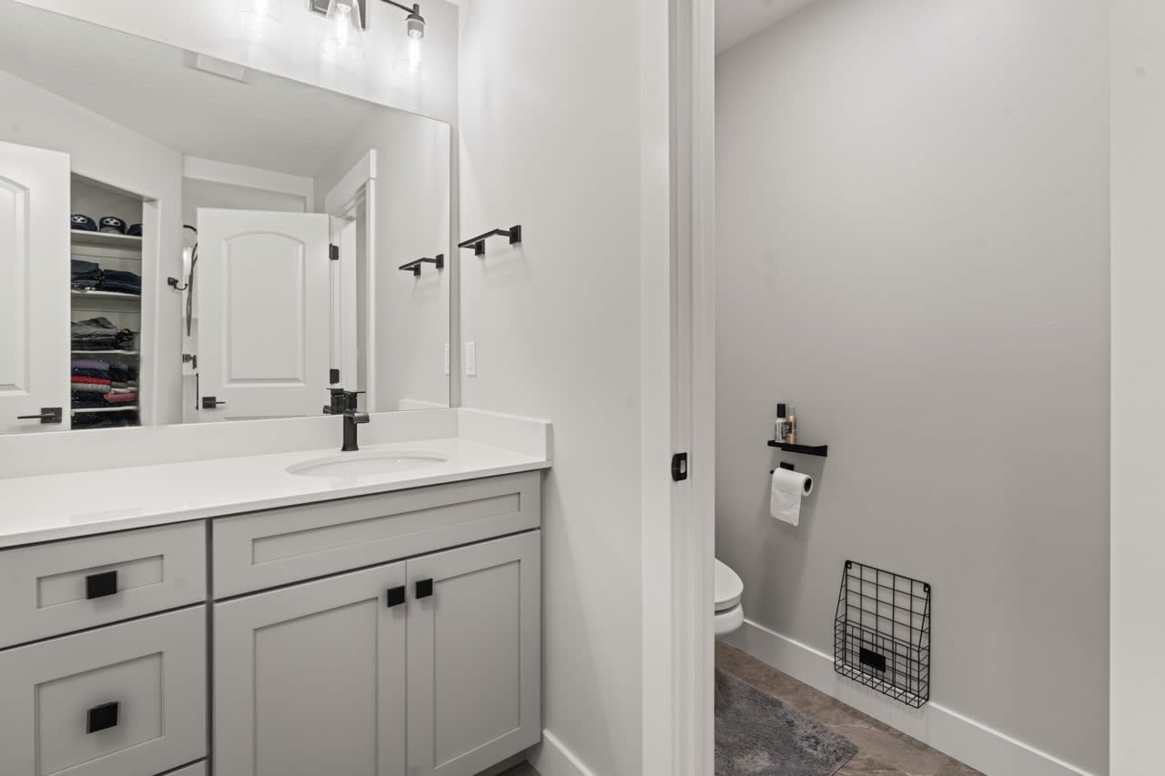 2081 N 4100 W – photo 2