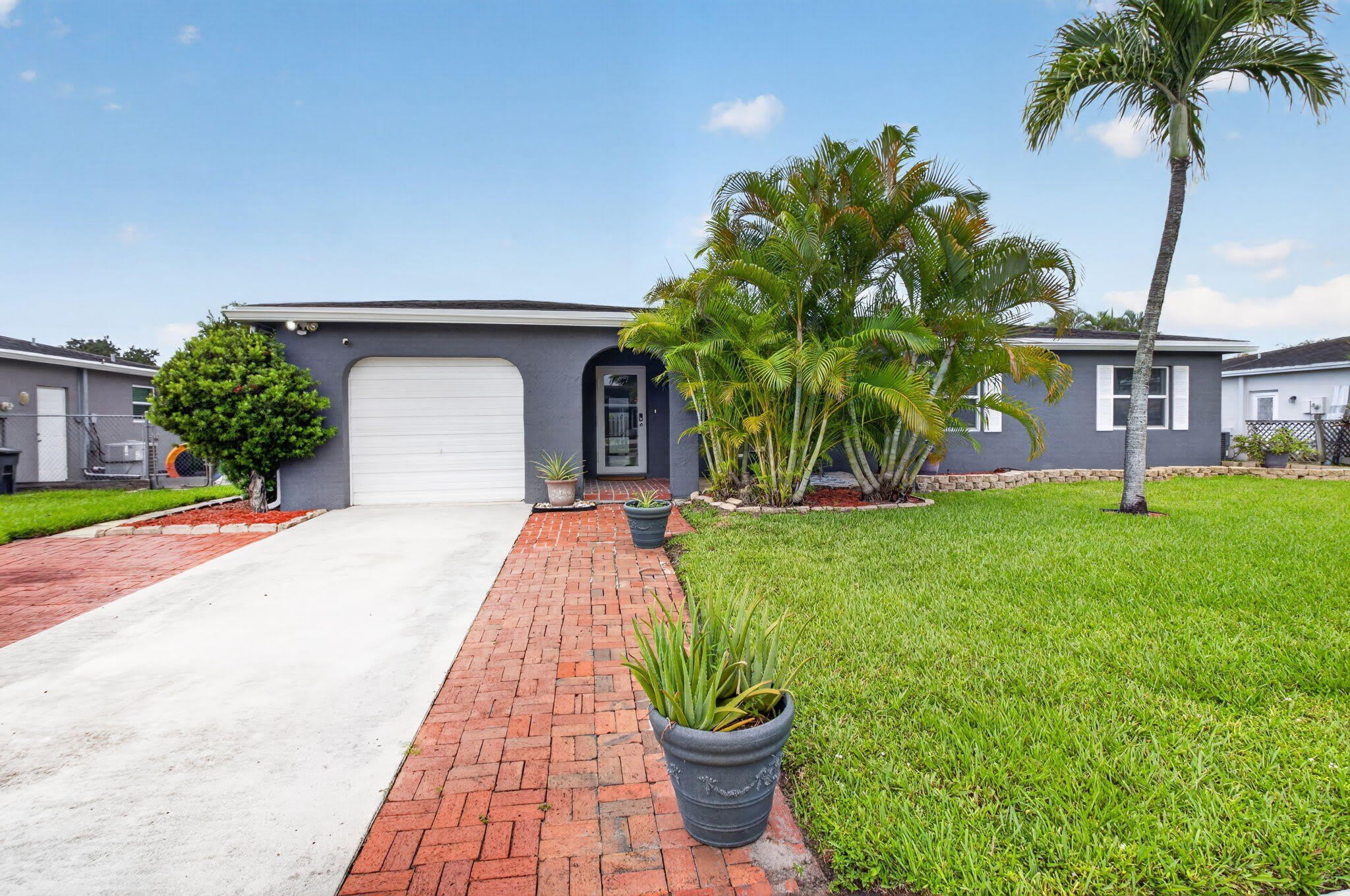 4599 Betelnut Street – photo 1