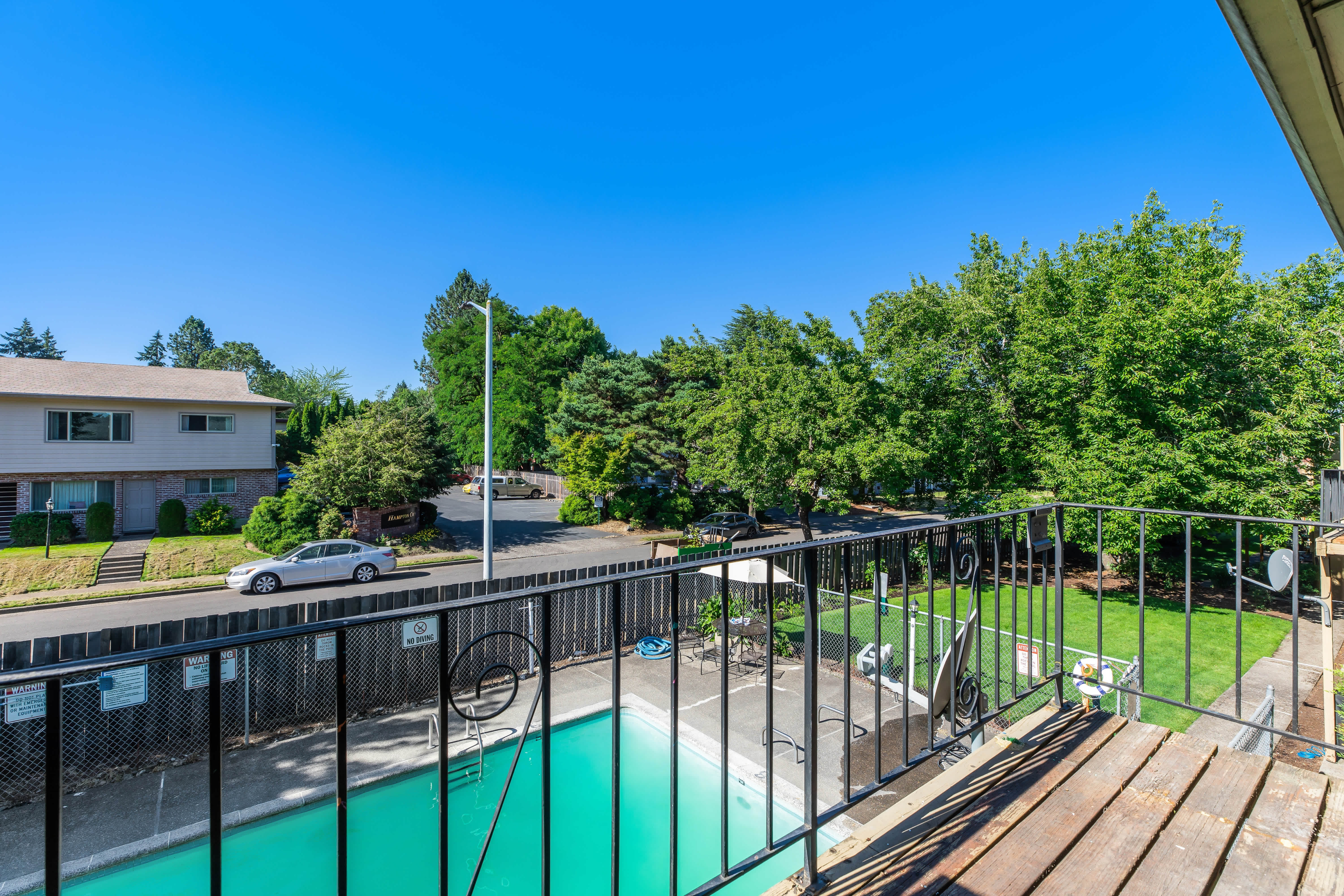West Royal Apartments – photo 5