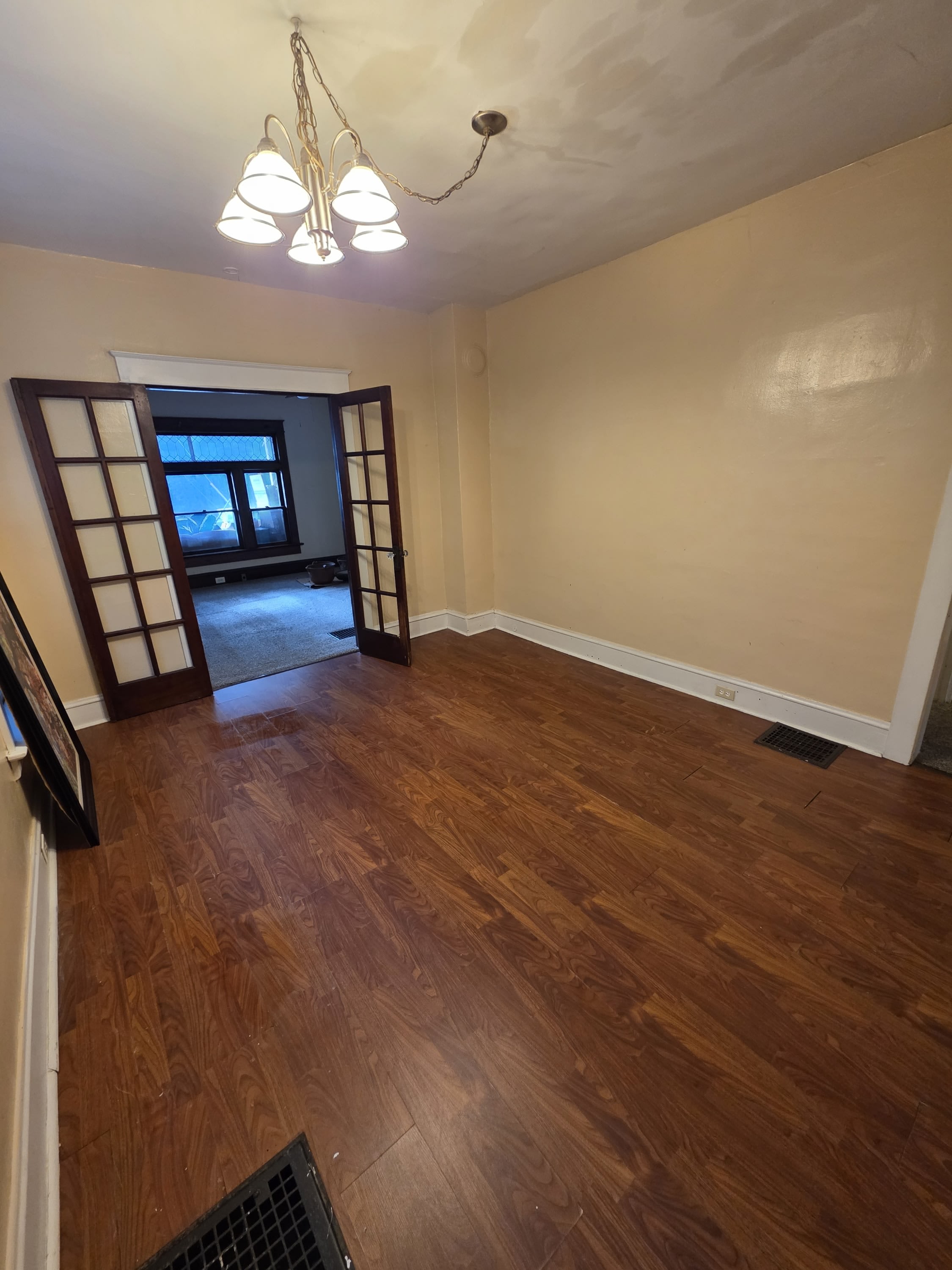 1424 West 8th Street – photo 1