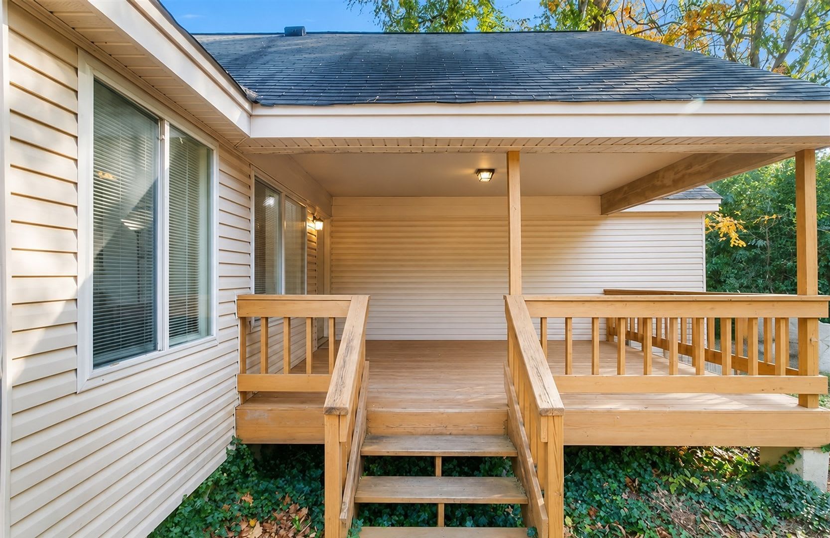 3 bedroom/ 3 bathroom- Mimosa Lane- W&M Law School – photo 4
