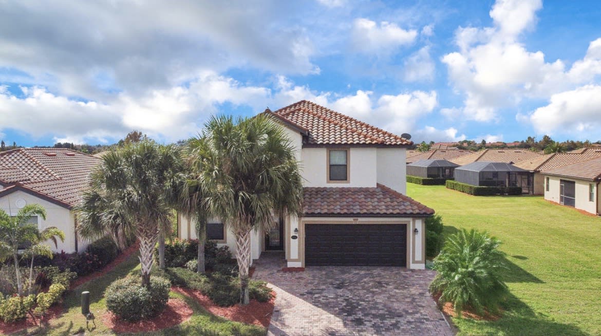 6914 Quiet Creek Drive – photo 5