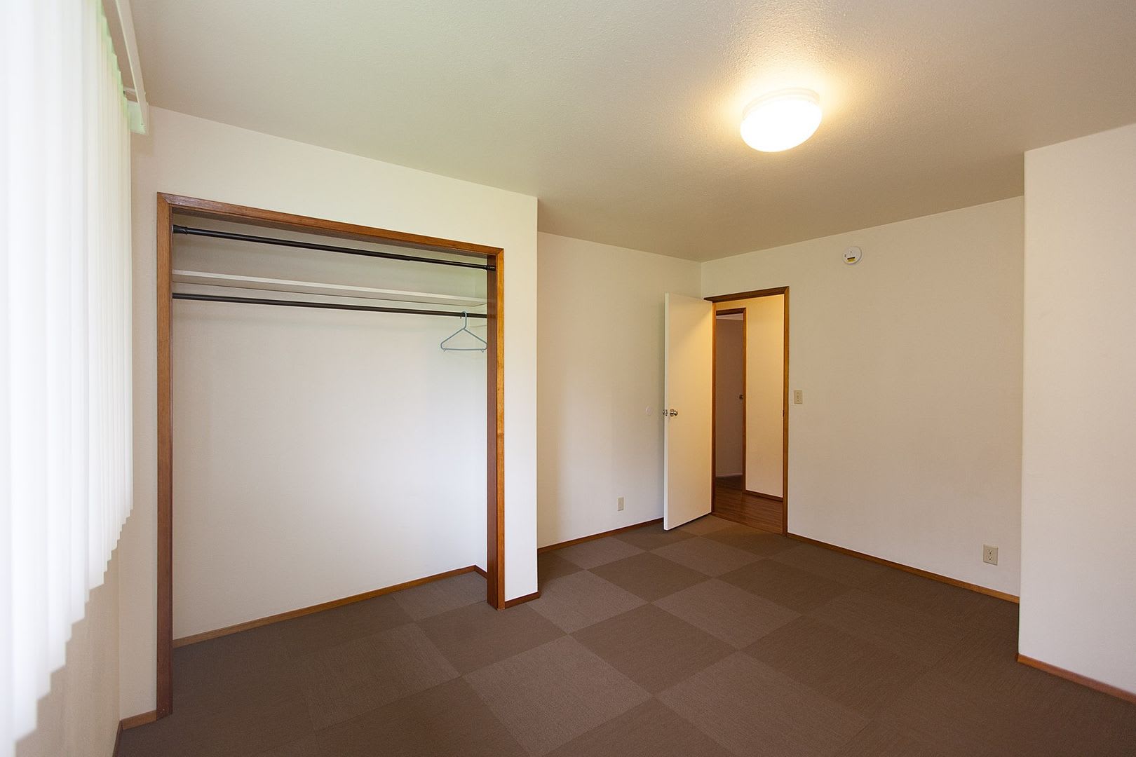 LOVELY 3BD 2.5BA HOME in KURTISTOWN – photo 3