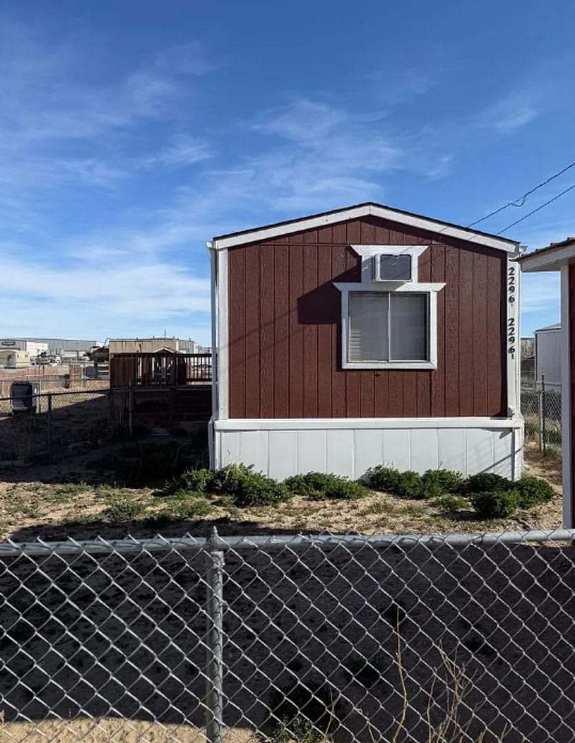 Cozy Home with All Utilities Included! – photo 4