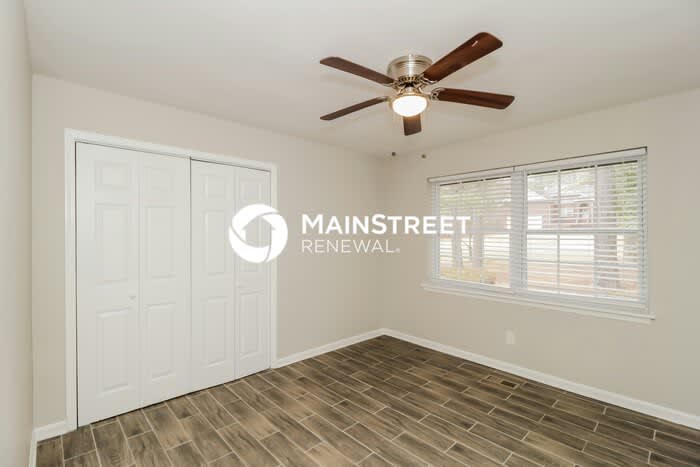 1238 Lakeview Parkway – photo 3