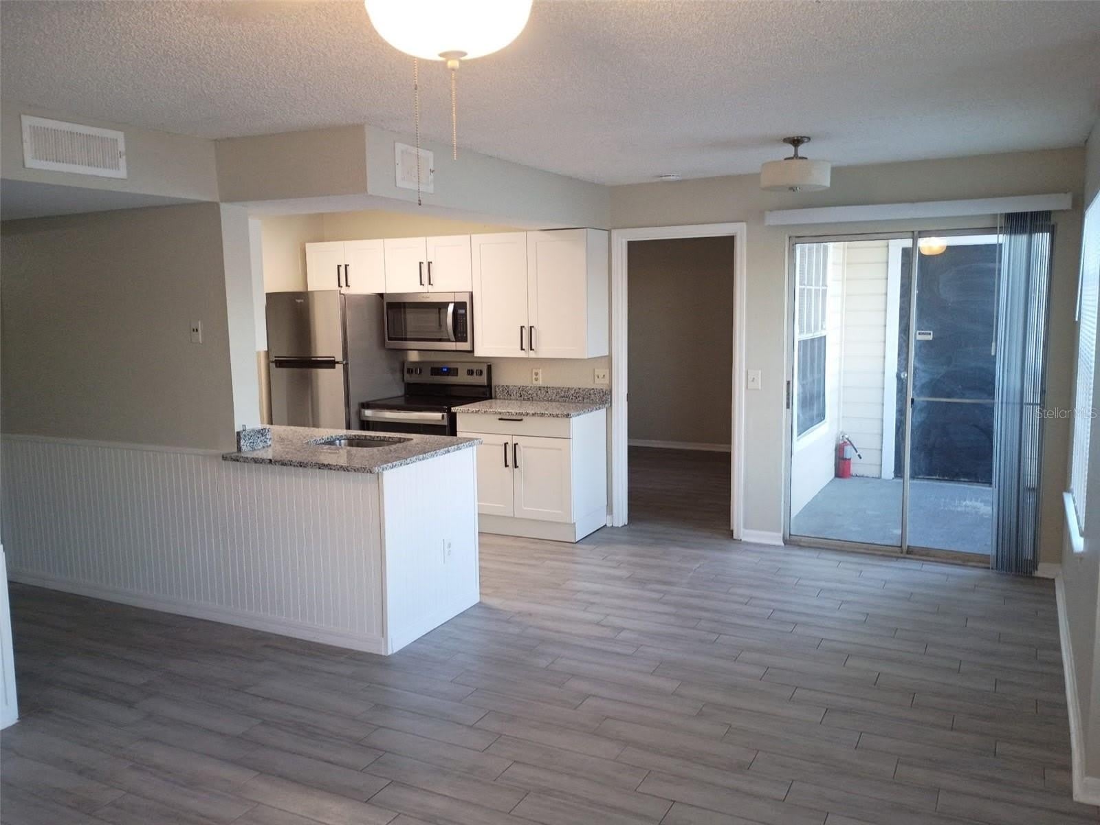 1037 S HIAWASSEE Road – photo 3