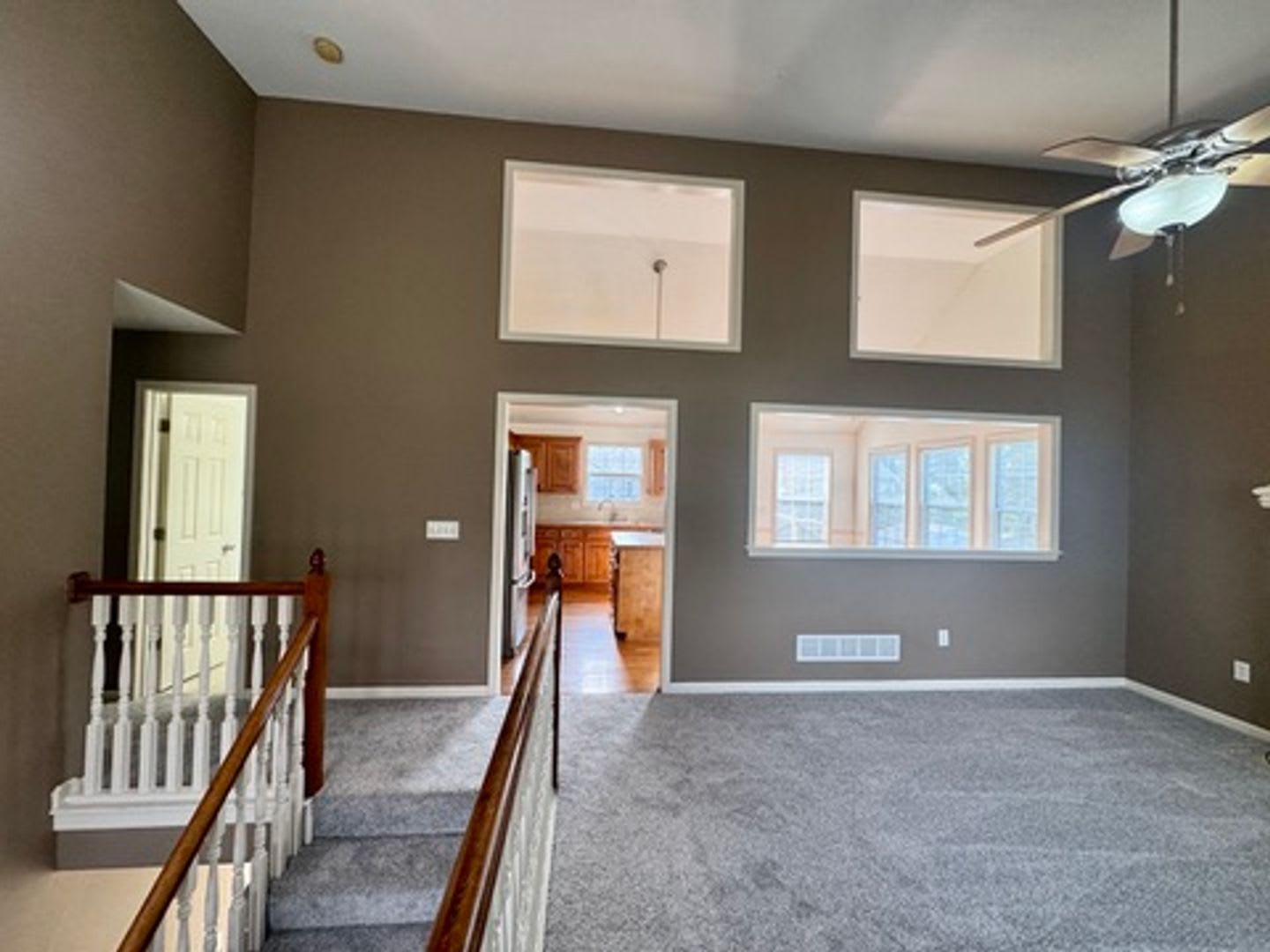 Newer 2005-Built 4 Bed Home – photo 4