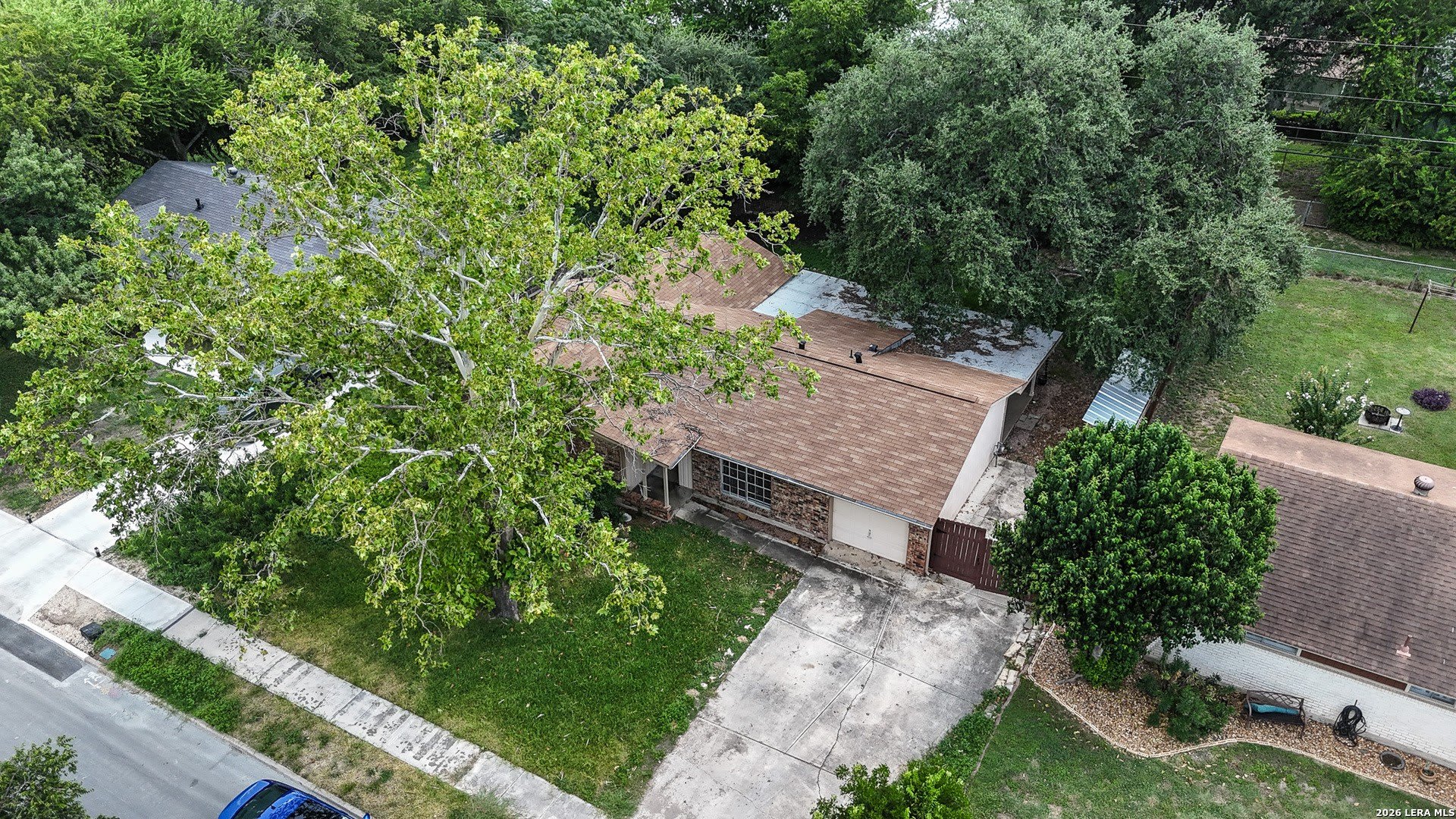 6614 PEACH TREE DR – photo 5