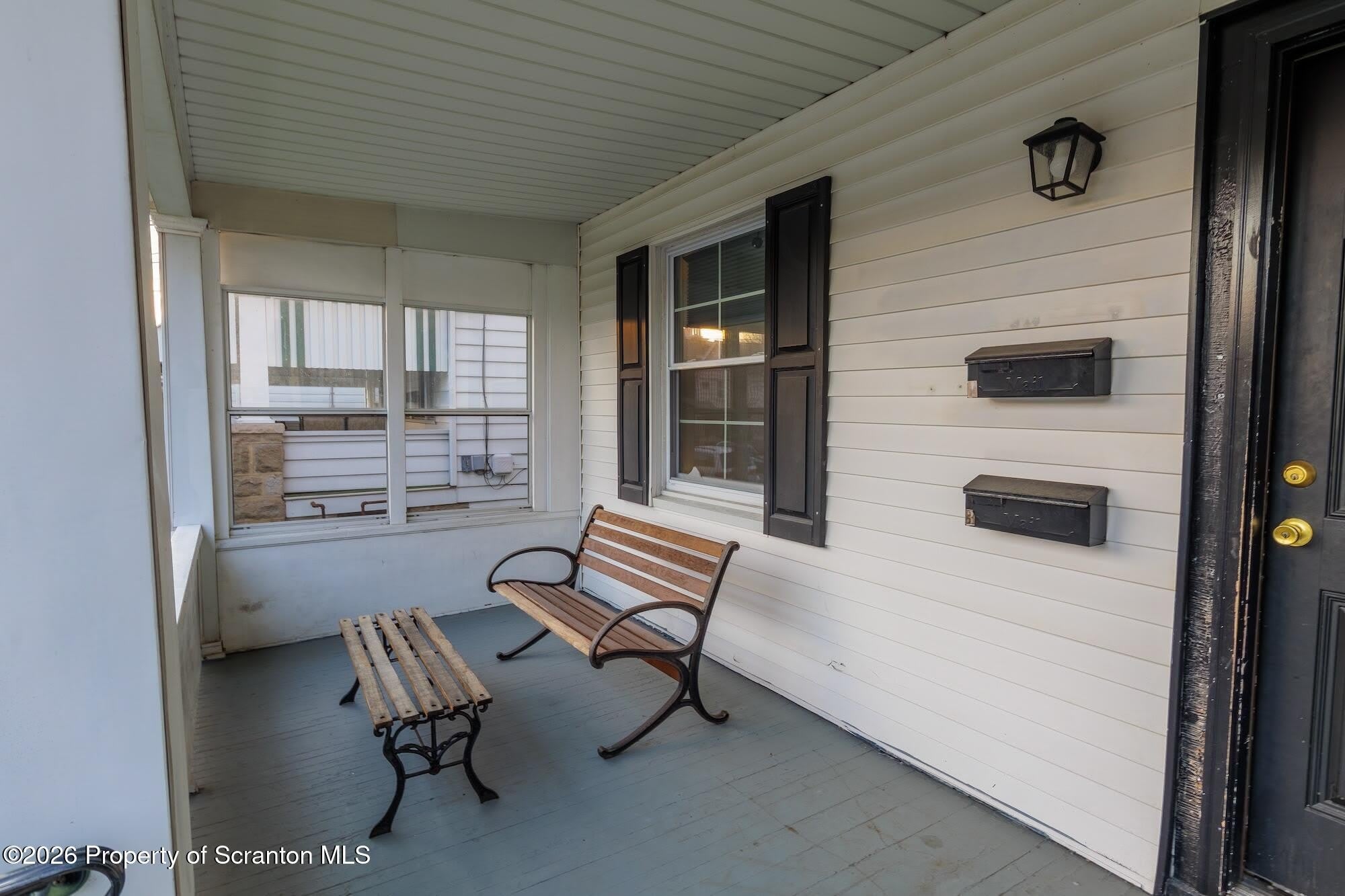 623 E Elm Street – photo 2