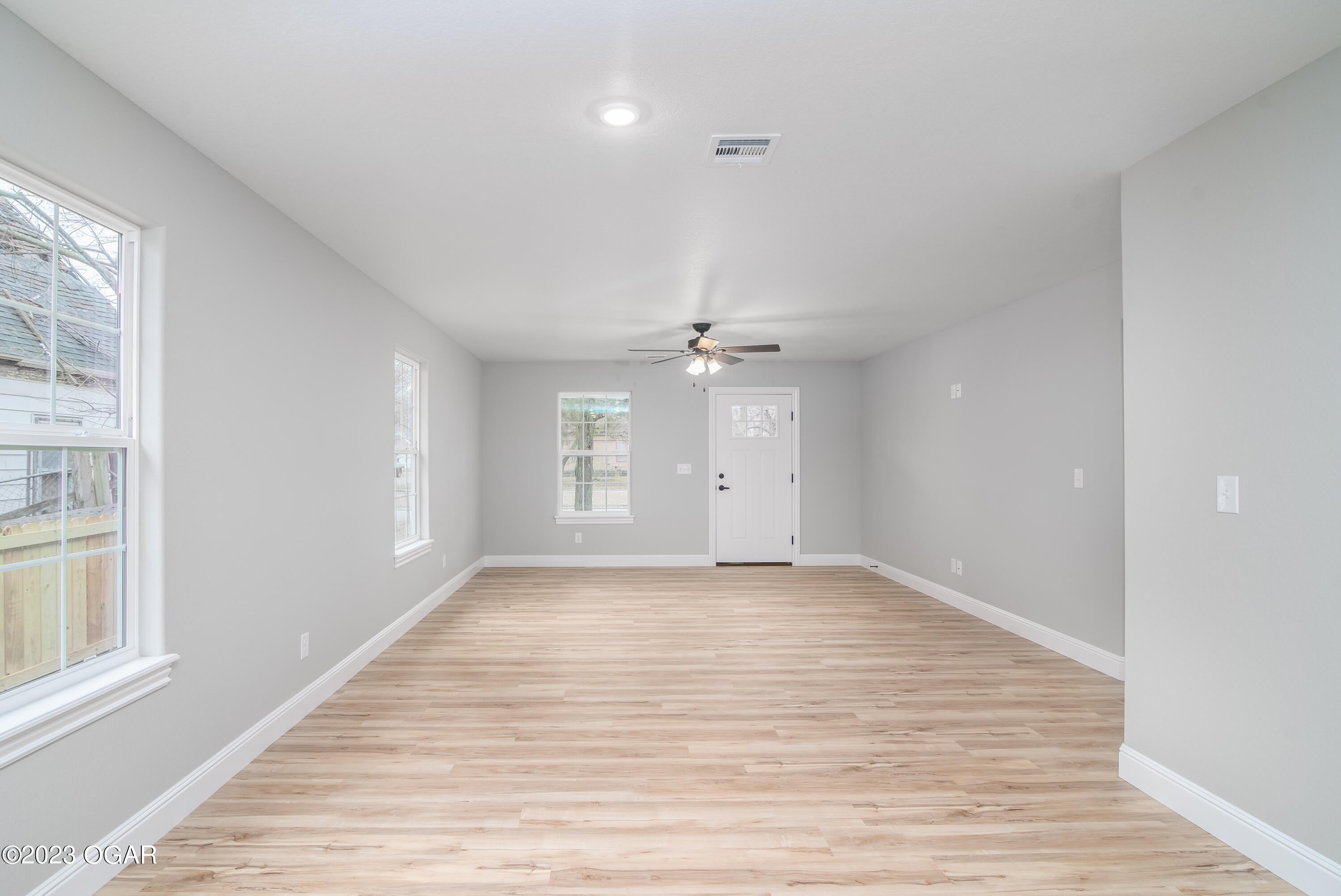 623 W Junge Boulevard – photo 4