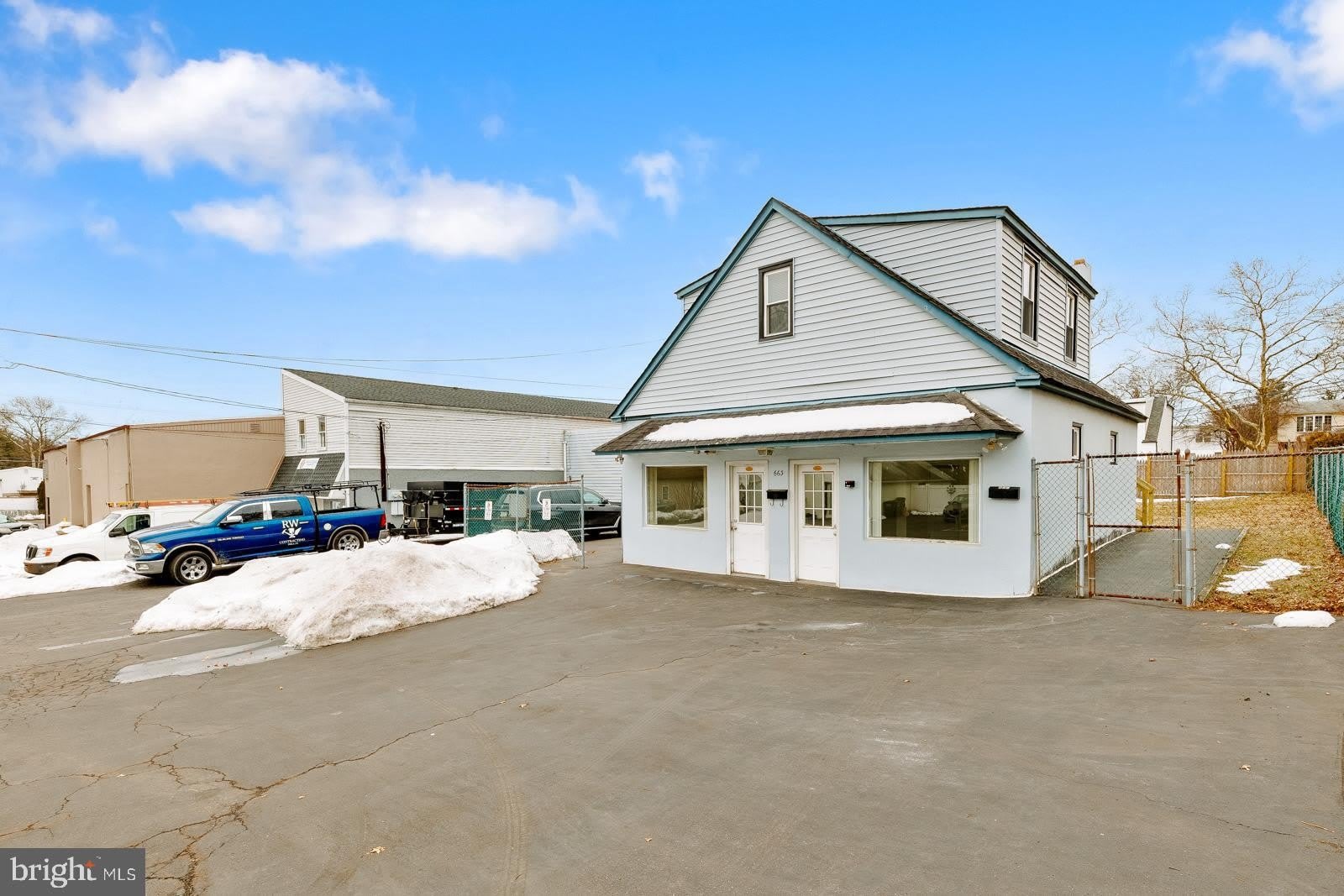 663 CLEARVIEW Avenue – photo 4