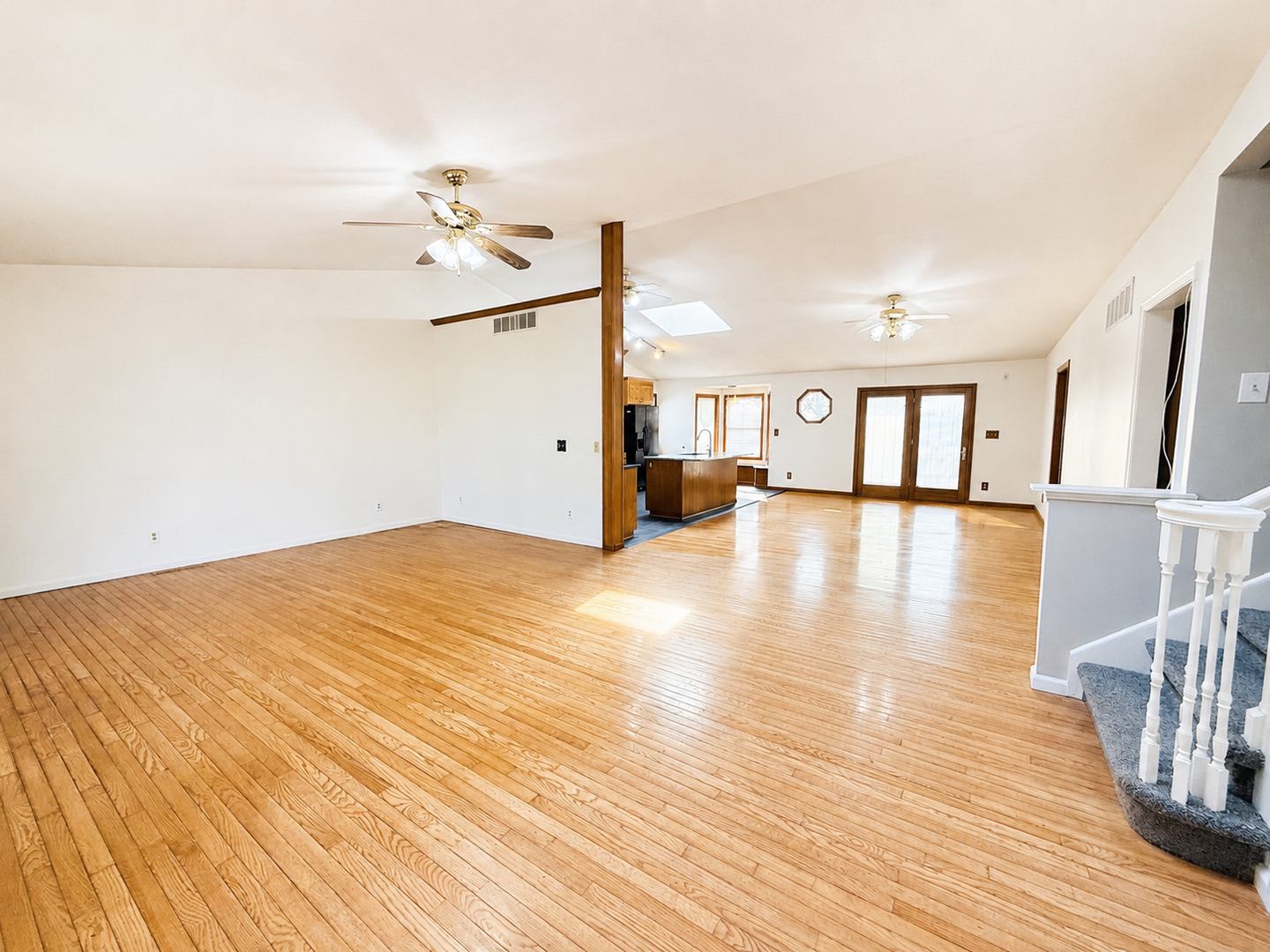 Luxury Living In Auburn – photo 4