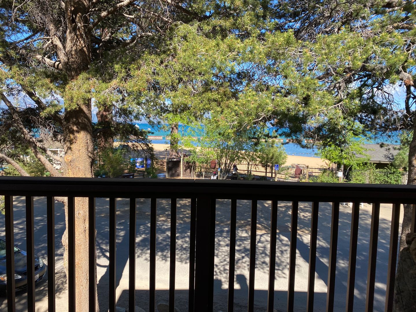 Seasonal Furnished Rental – photo 4