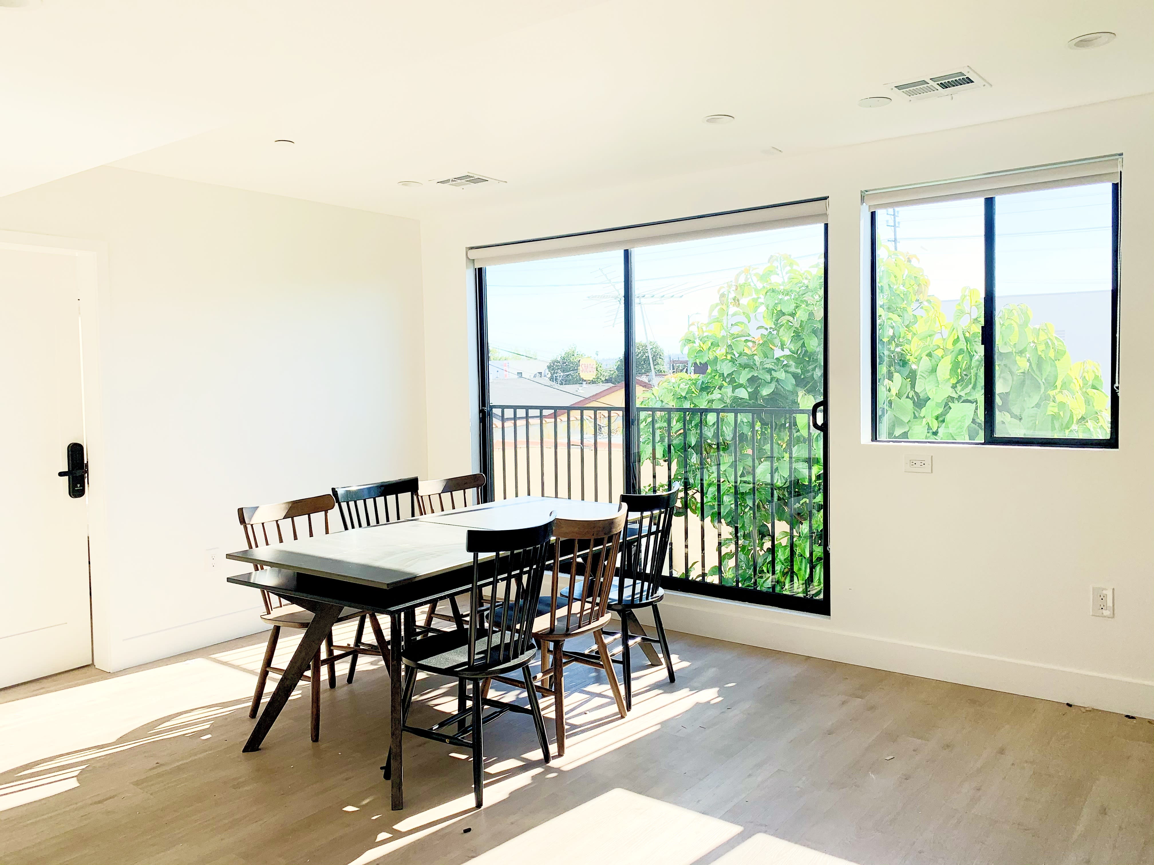1664 W 37th Street – photo 5