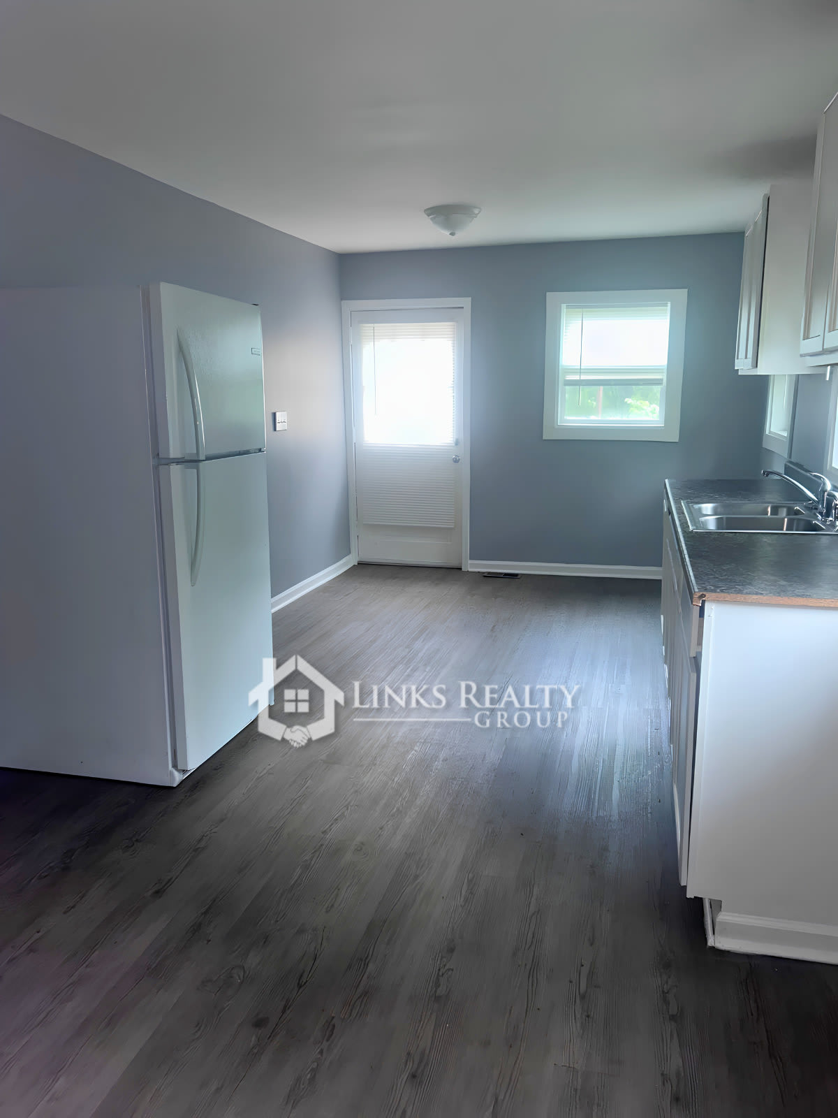 1303 Caldwell Street – photo 4