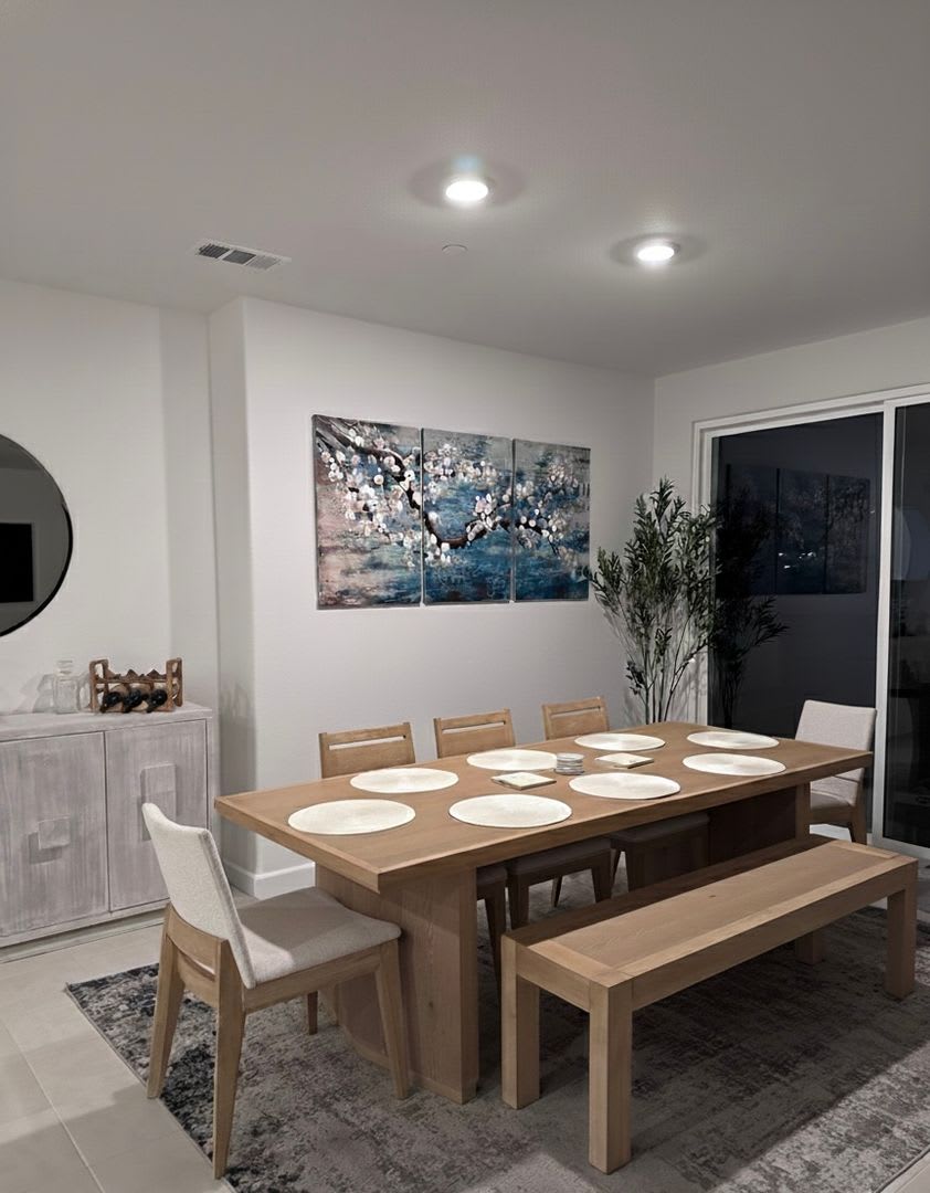 Spacious 4-Bedroom Townhome with 2-Car Garage in Chula Vista – photo 4