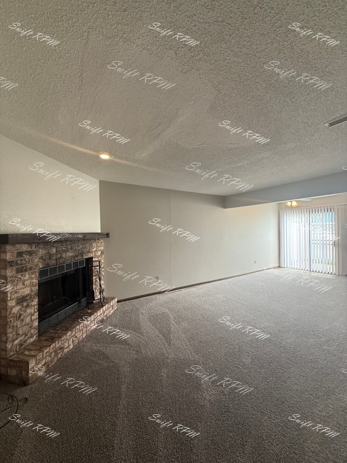 529 Northeast Churchill Street – photo 2
