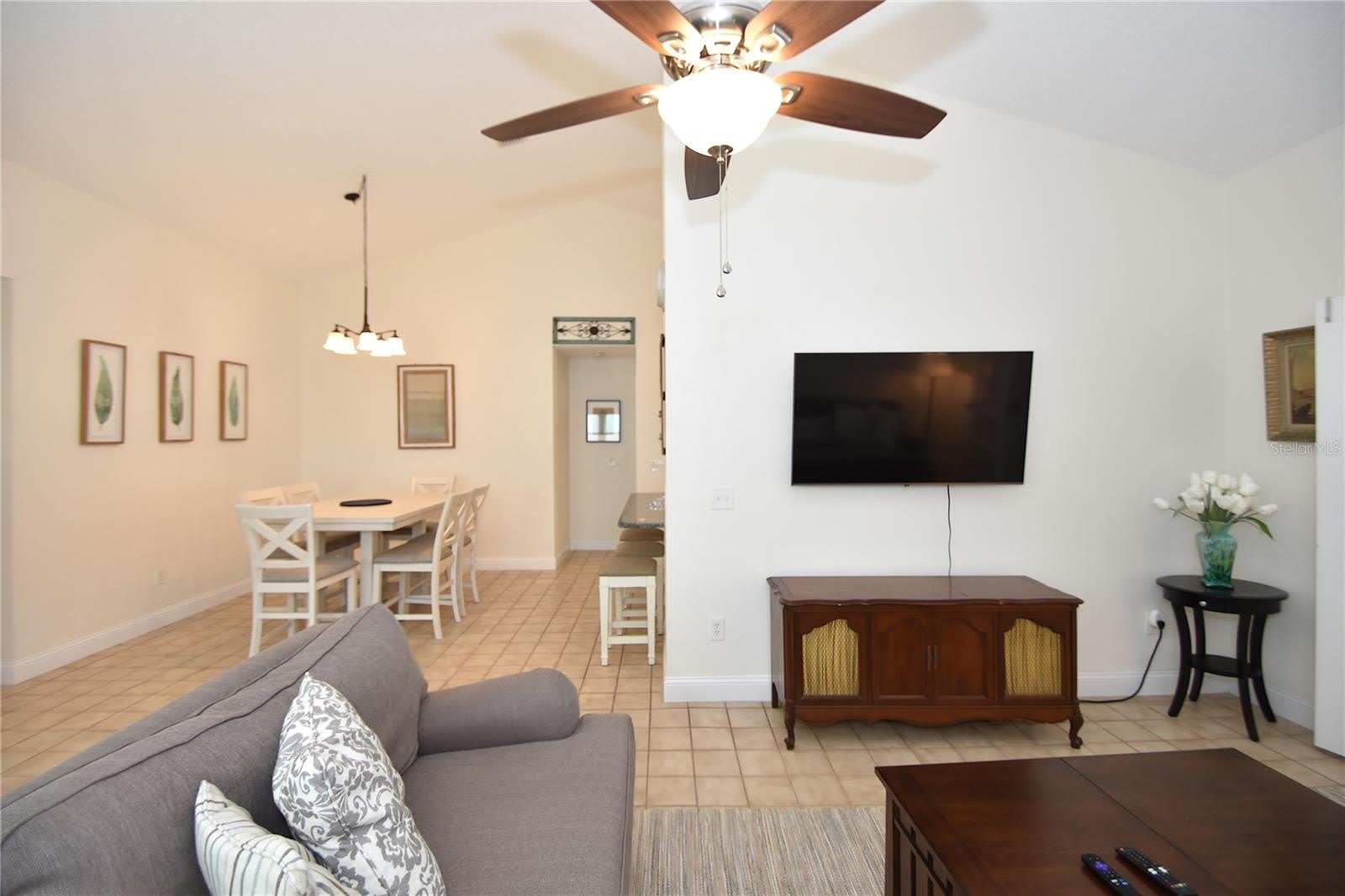 34 Andover Drive – photo 5