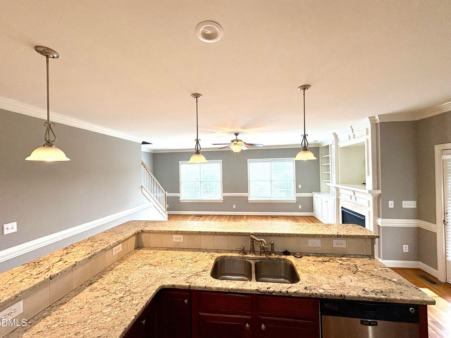 1315 Center St. – photo 5