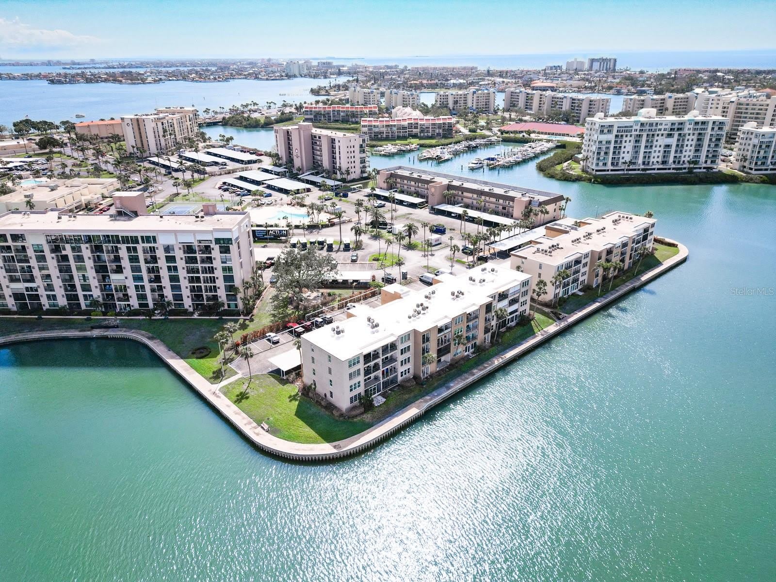 7910 Sun Island Drive S – photo 2