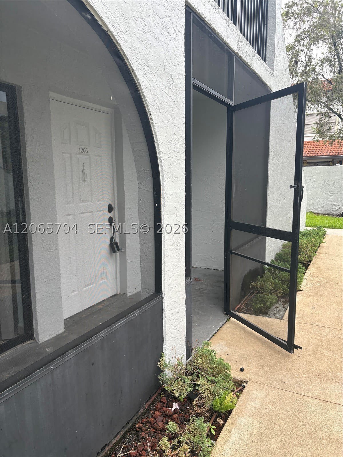 18236 Mediterranean Blvd – photo 3