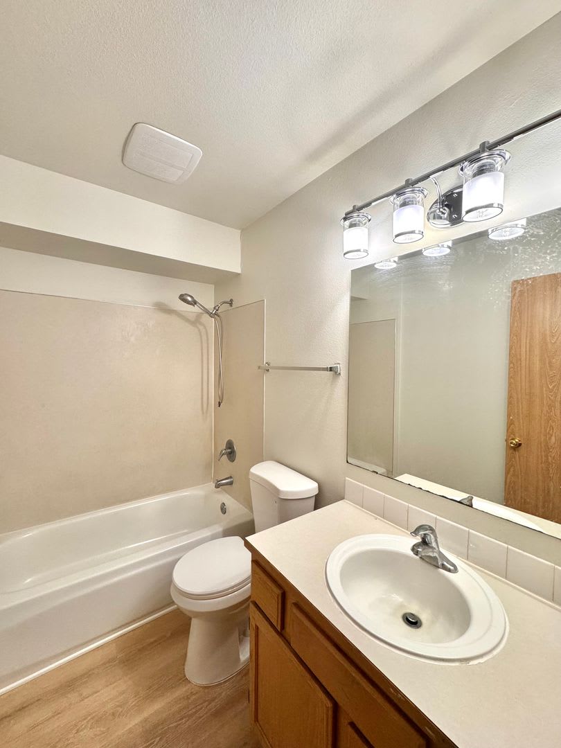 2620 NE 136th St – photo 5
