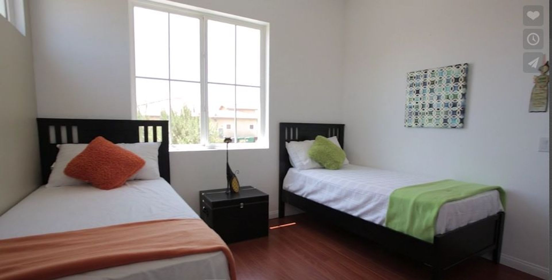 2 Bedroom. 2 Bathroom. House – photo 3