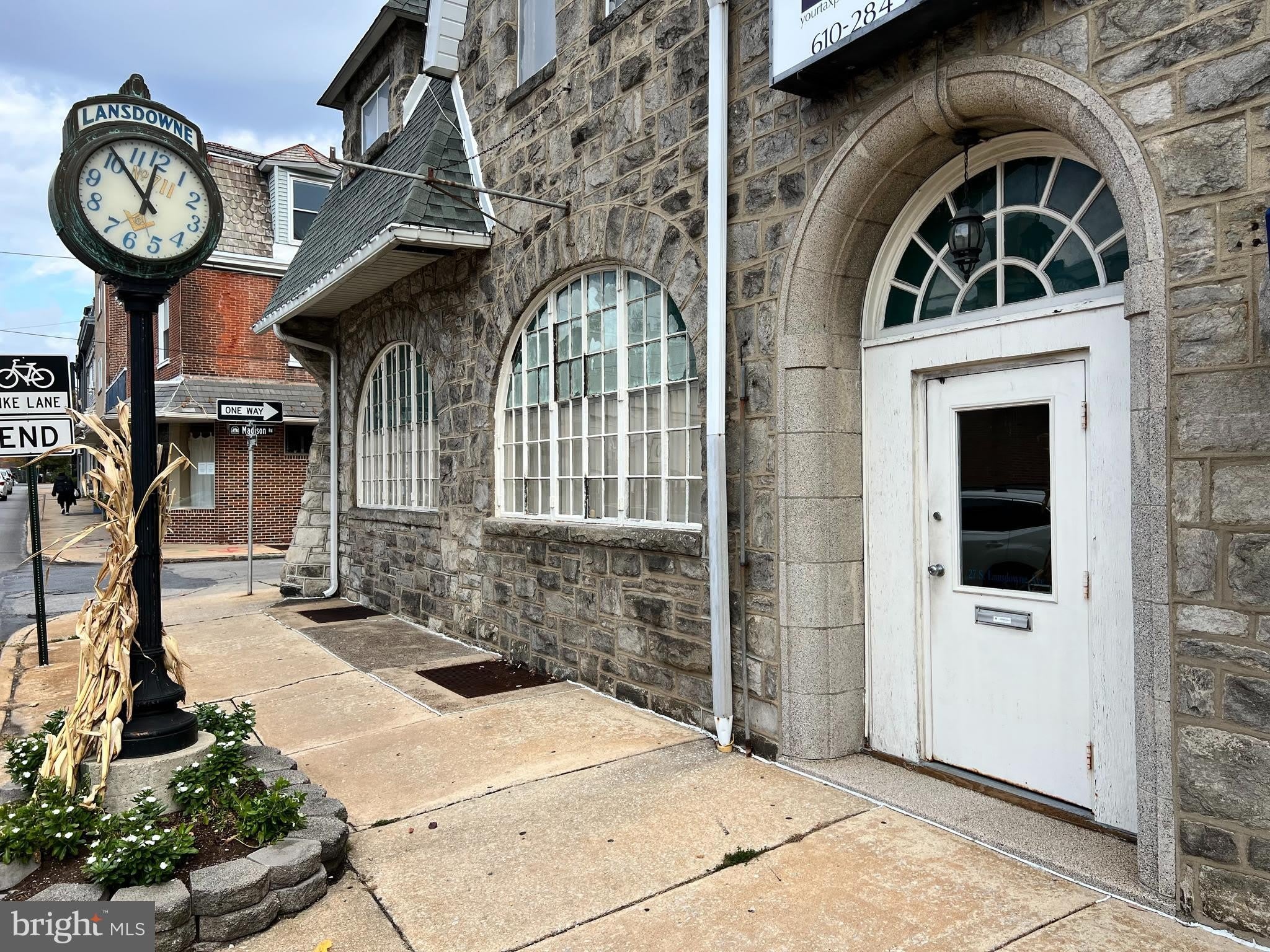 27 S LANSDOWNE Avenue – photo 3