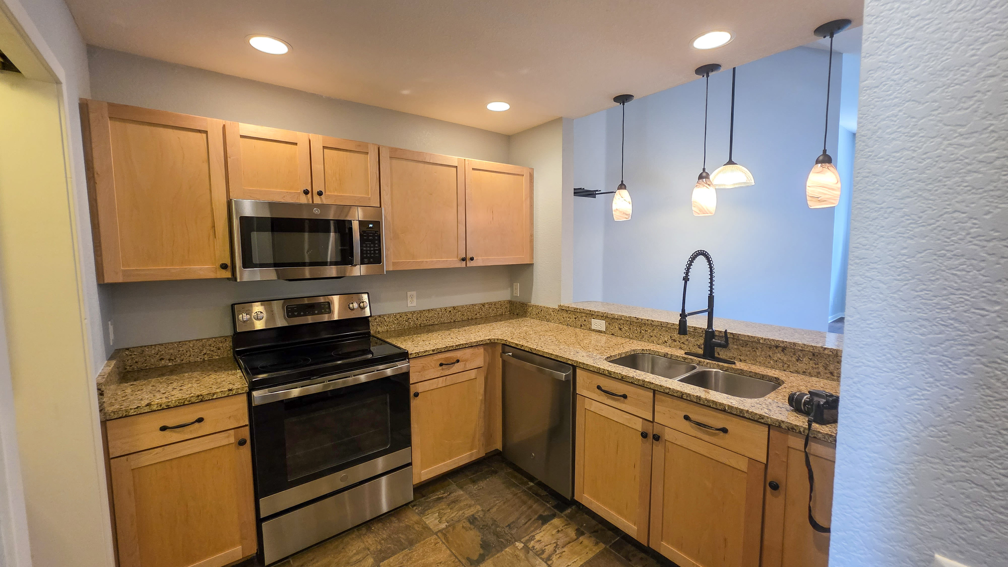 10 Farmers Ln – photo 3
