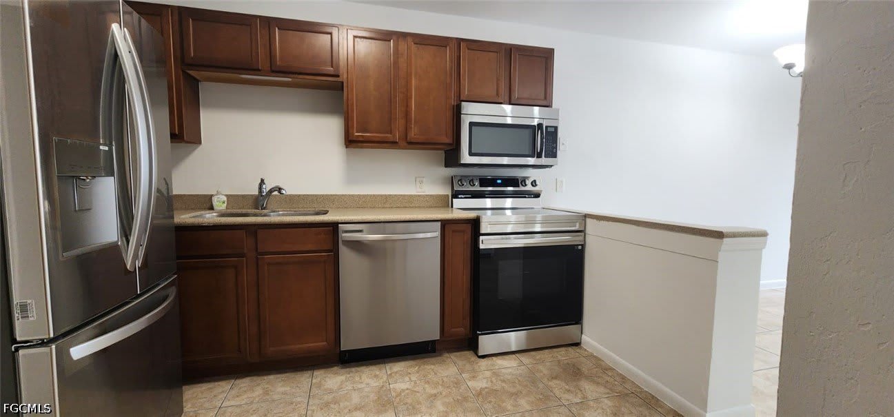 3417 SW Santa Barbara Place – photo 3