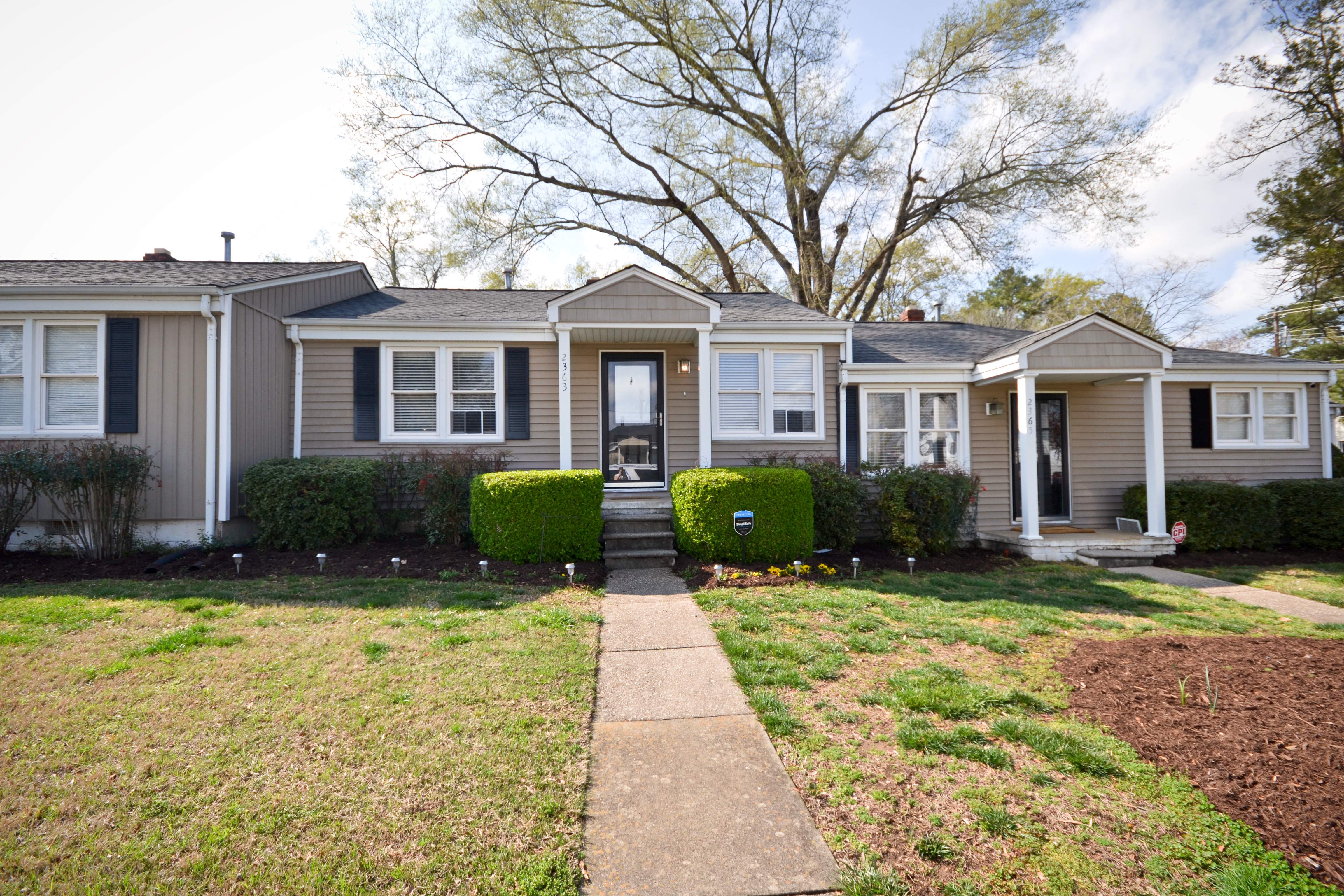 2363 Bernard St – photo 2