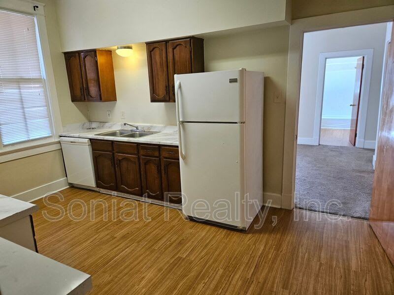 110 South Pierce Street – photo 5