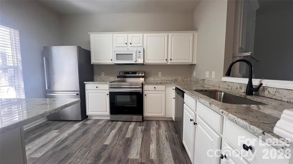 3261 Mannington Drive – photo 5