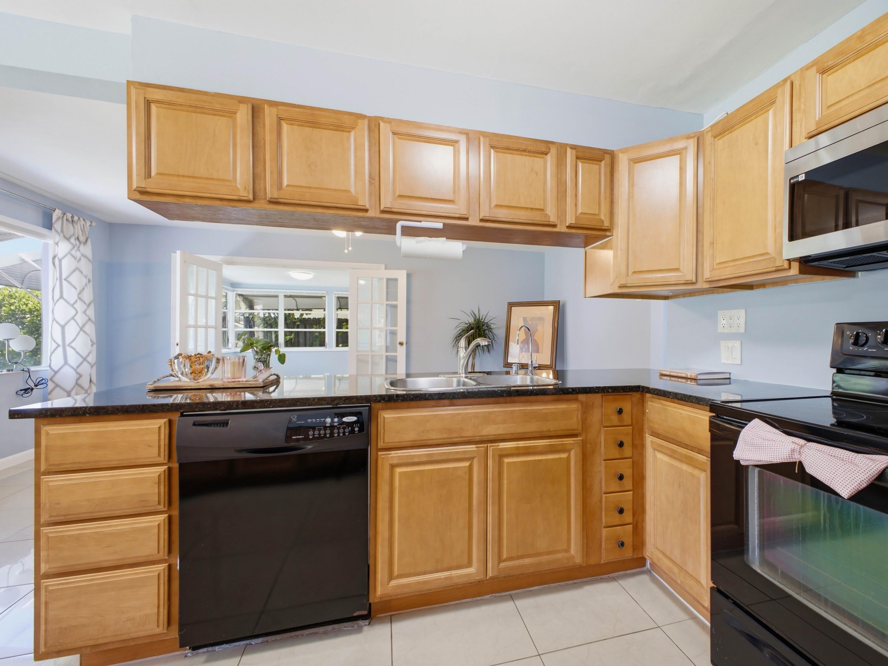 370 ORANGE Way – photo 2