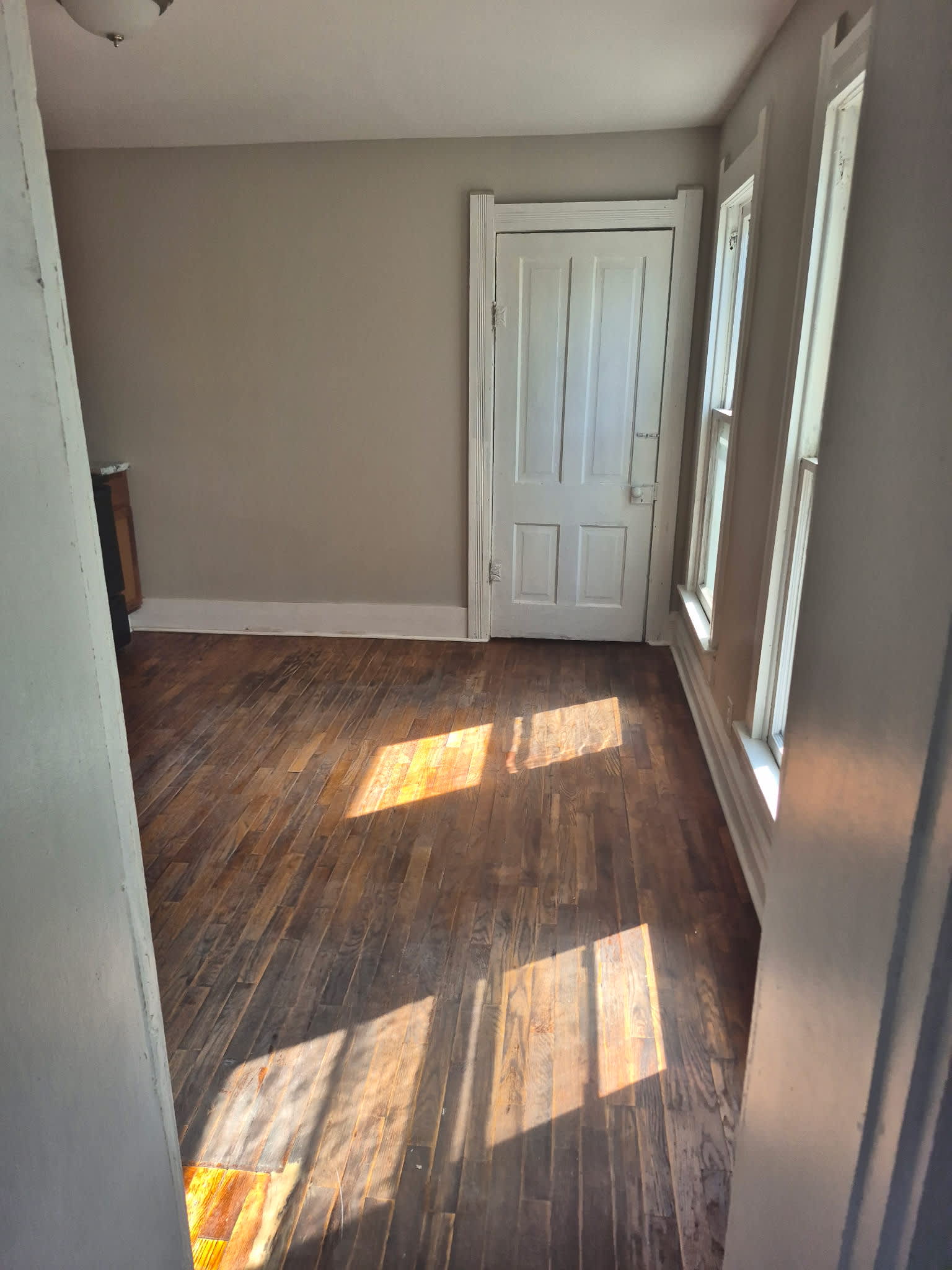 611 Nichol Avenue – photo 2